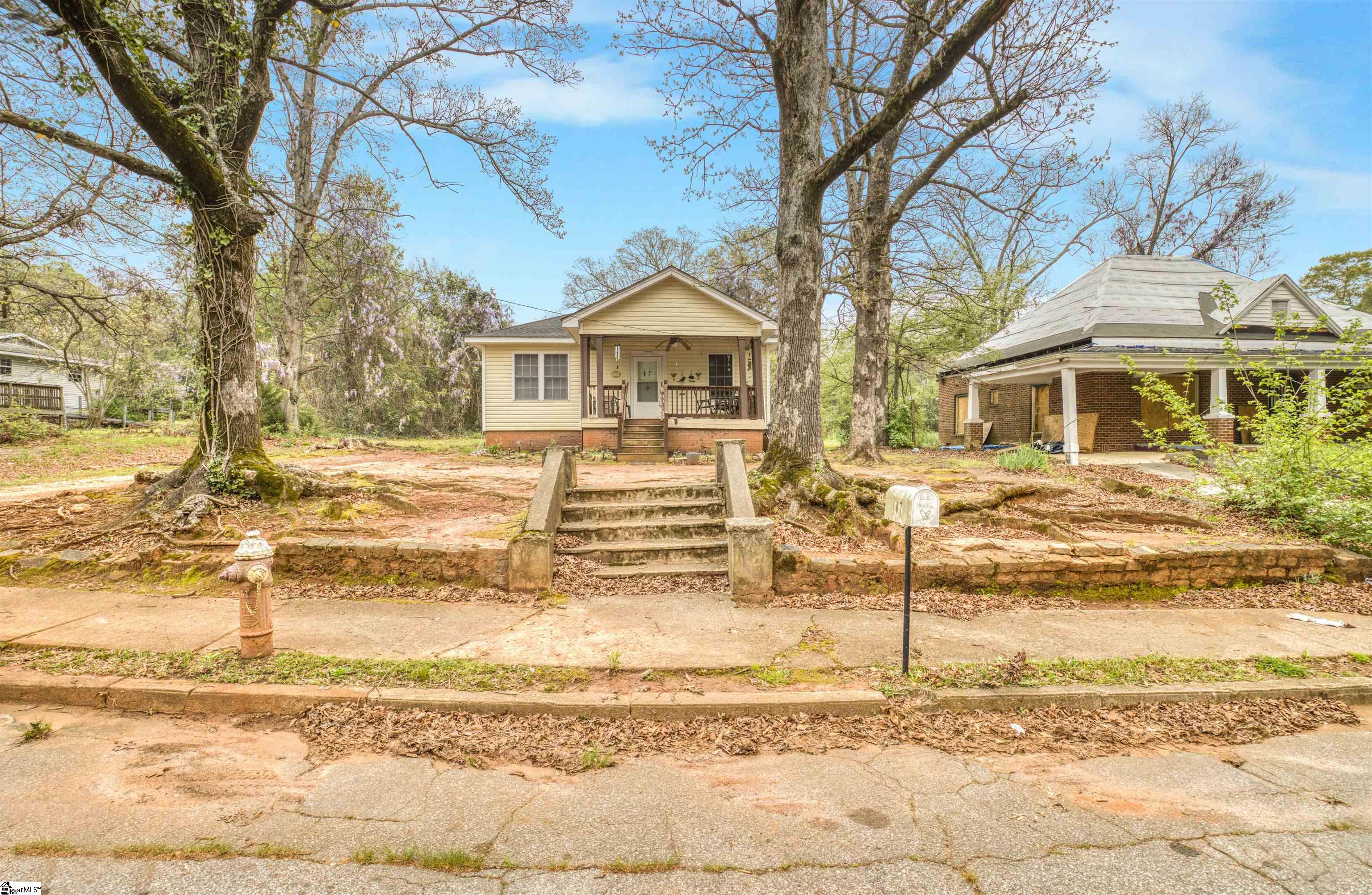 107 Brown Street Anderson, SC 29624