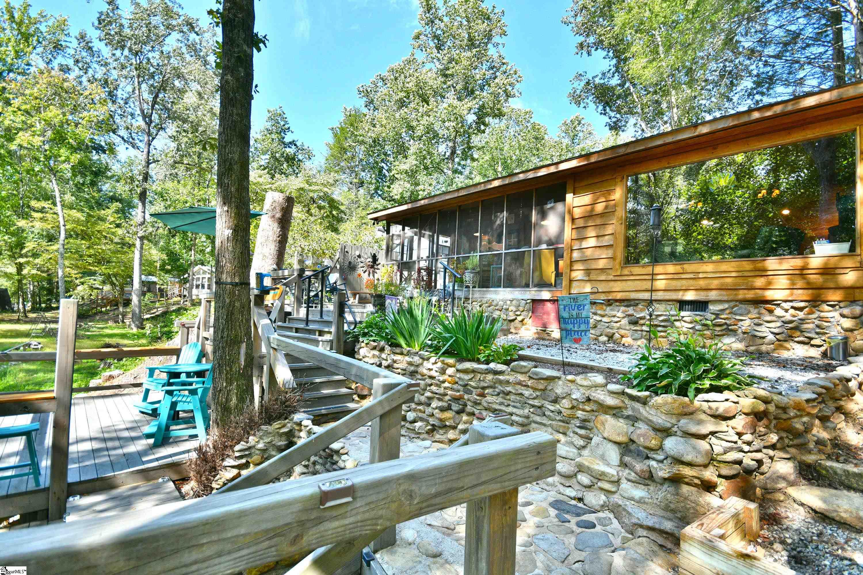 16 Pipe Line Lane Cleveland, SC 29365