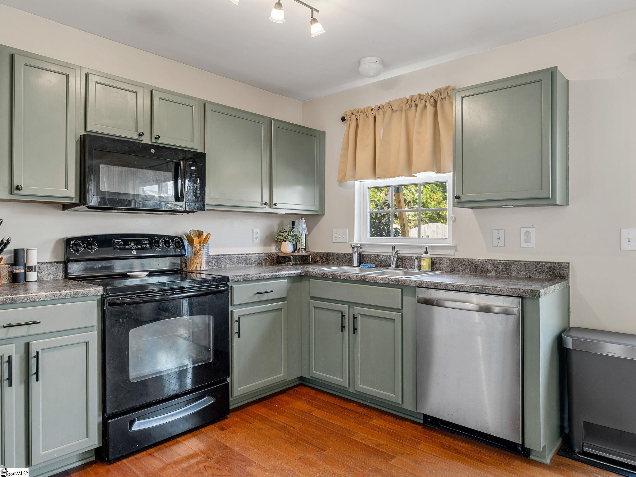 22 Pfeiffer Court Simpsonville, SC 29681