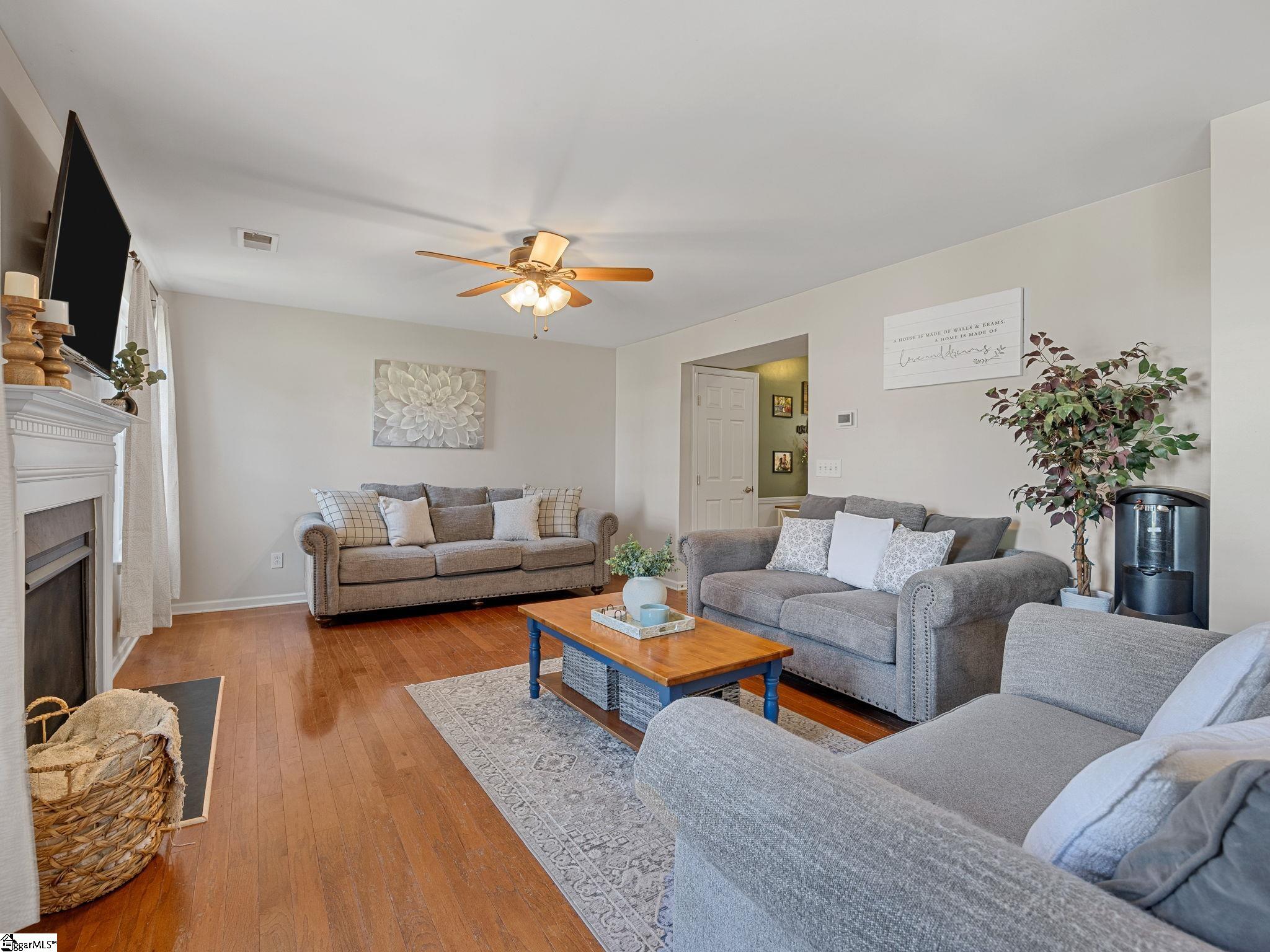 22 Pfeiffer Court Simpsonville, SC 29681