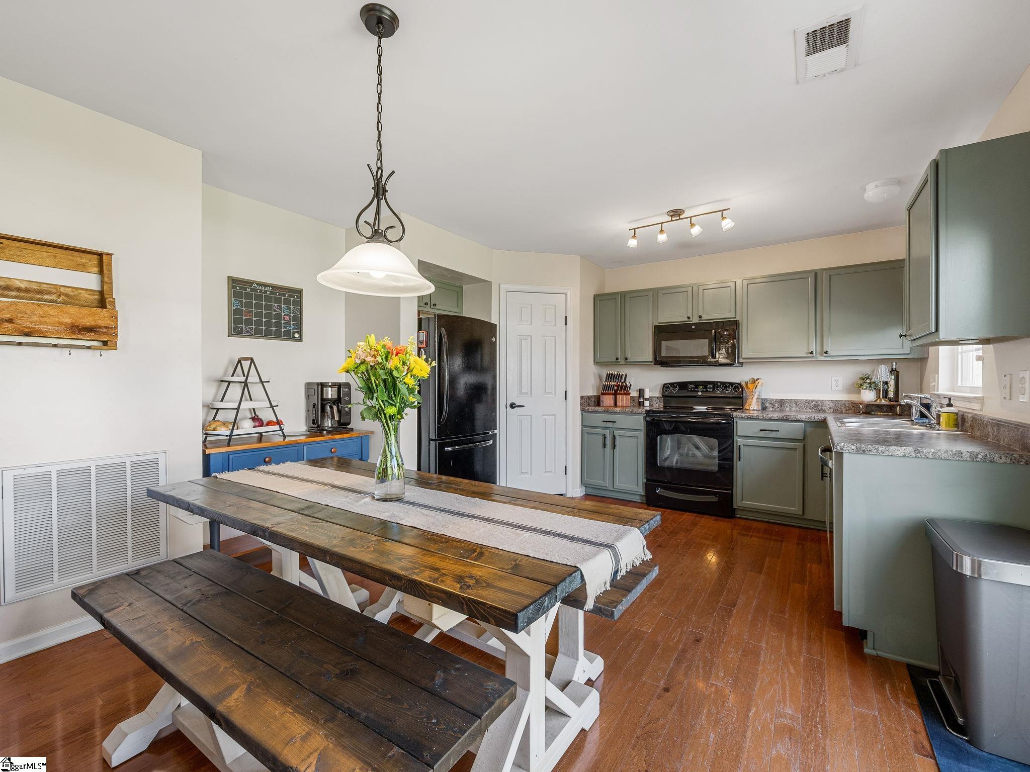 22 Pfeiffer Court Simpsonville, SC 29681