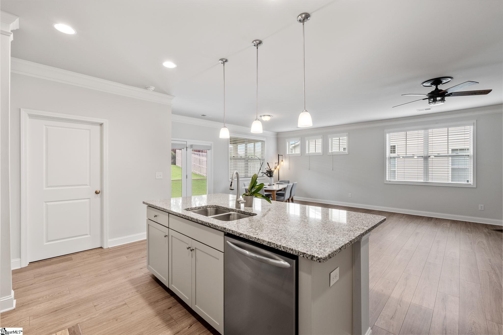 704 Ridgeville Crossing Drive Inman, SC 29349
