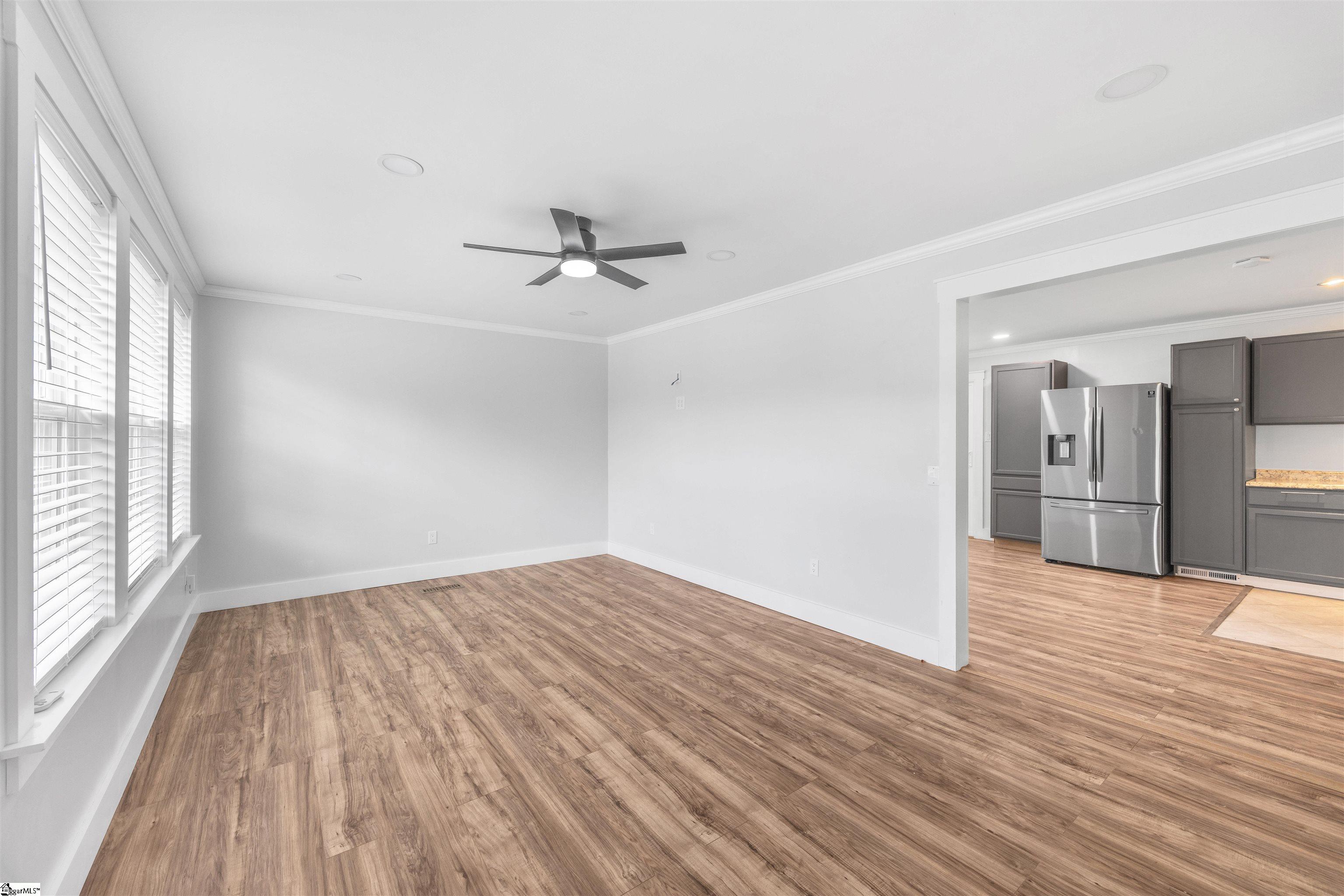 4 Par Drive Greenville, SC 29609