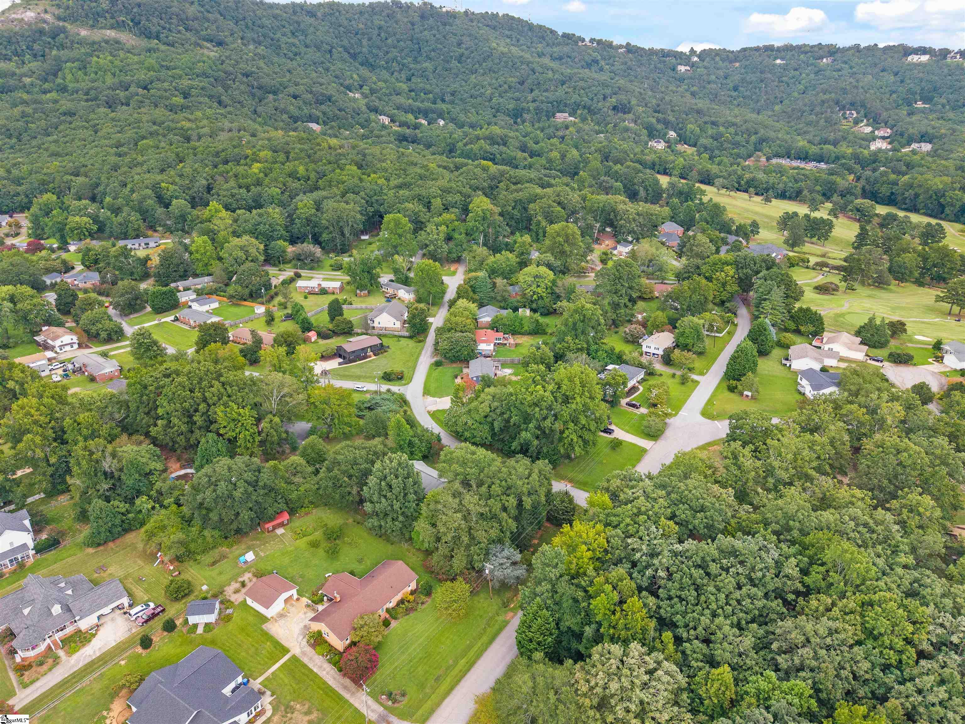 4 Par Drive Greenville, SC 29609
