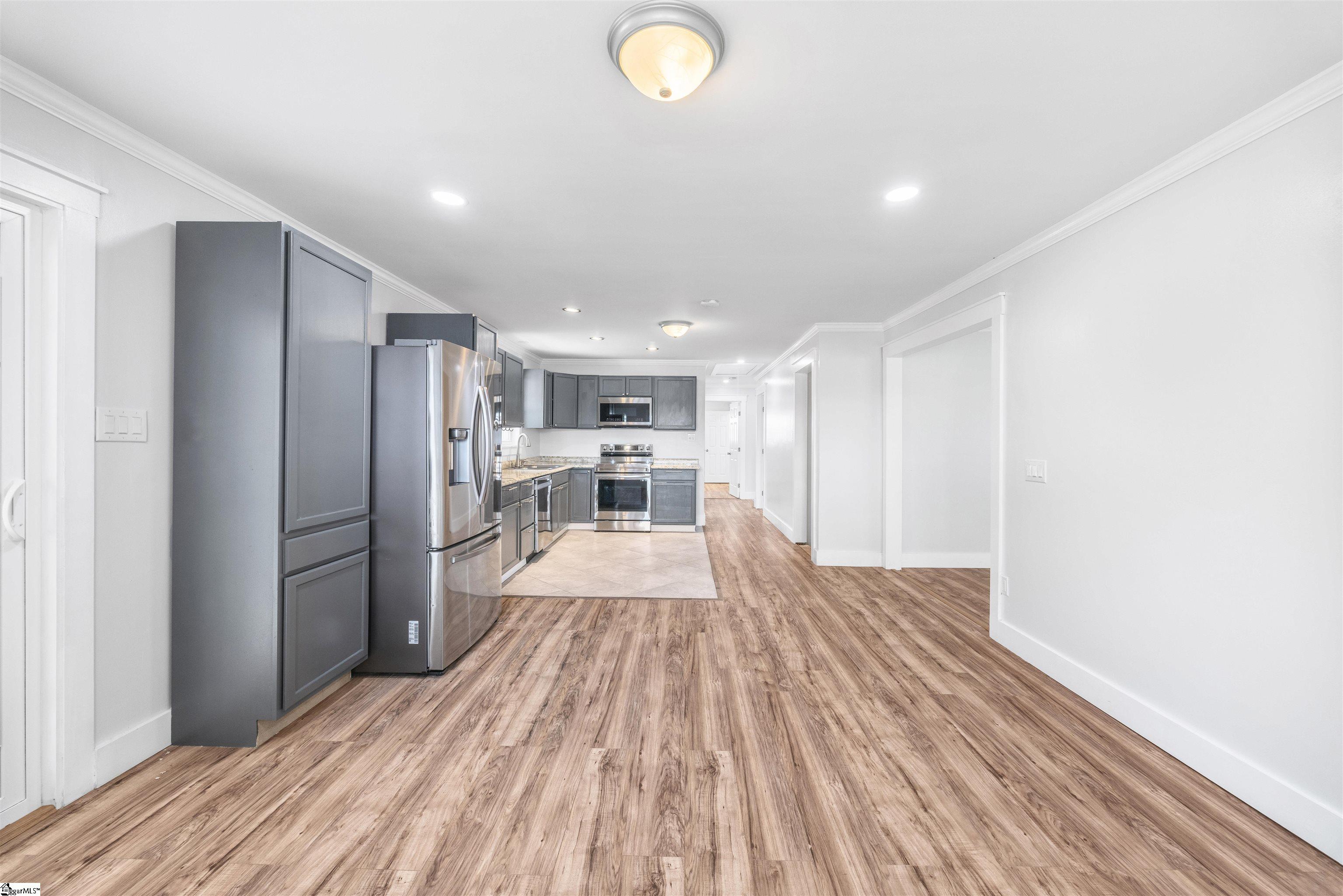 4 Par Drive Greenville, SC 29609