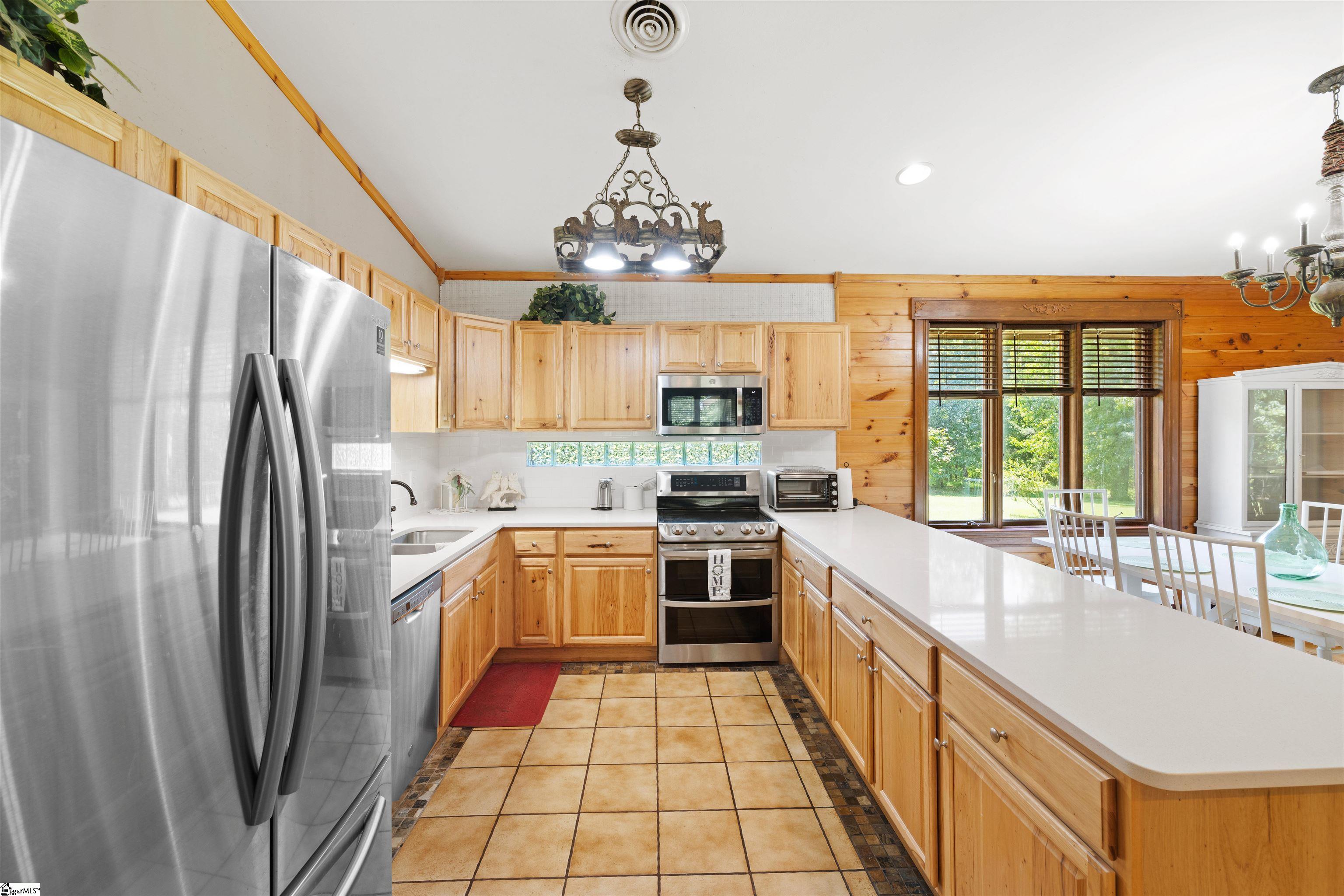 450 Weatherly Road Inman, SC 29349