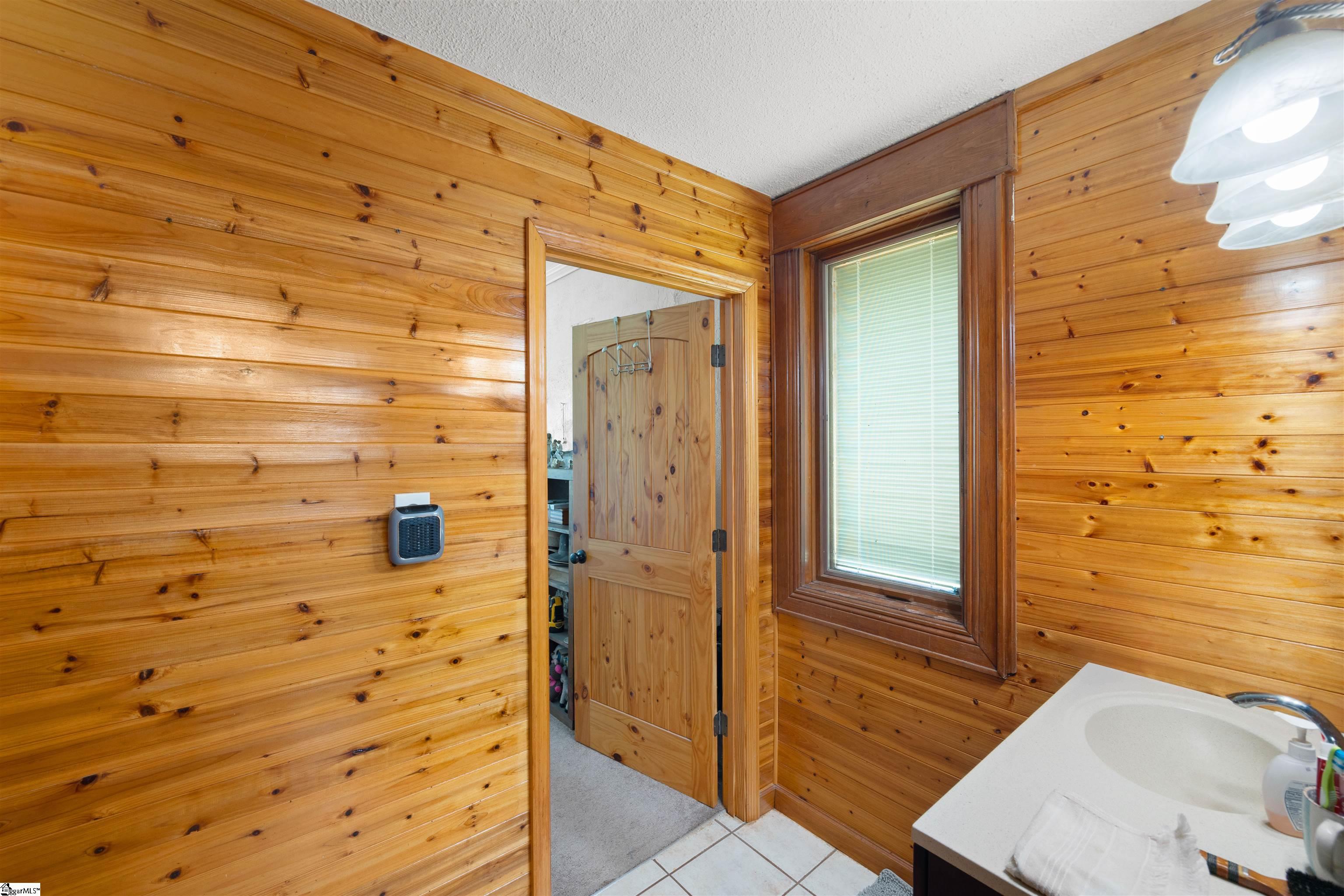 450 Weatherly Road Inman, SC 29349
