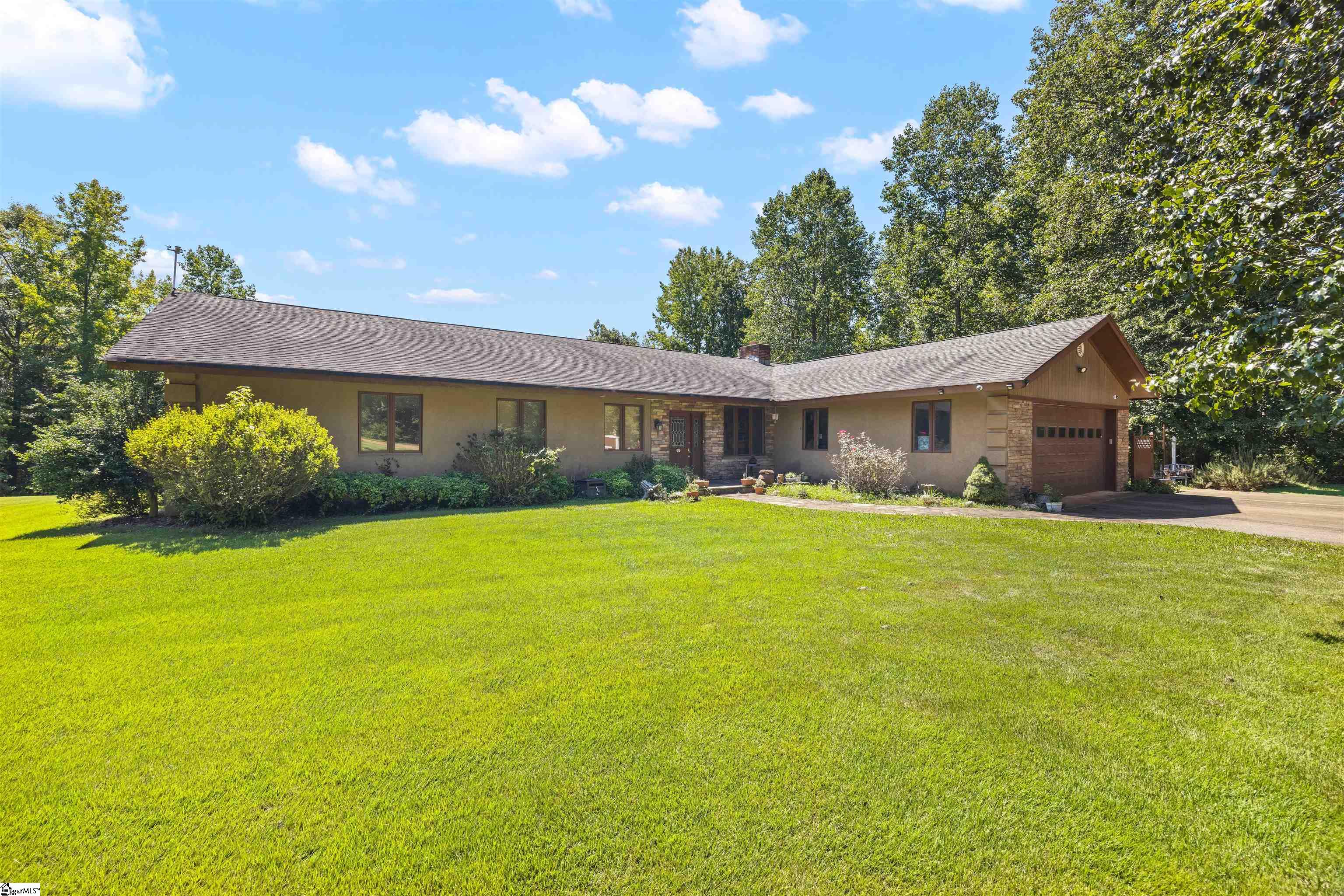 450 Weatherly Road Inman, SC 29349