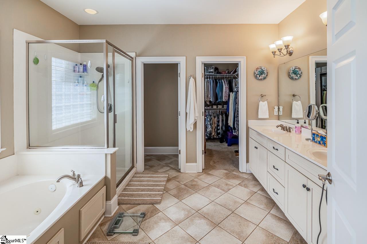 902 Blue Moon Street Taylors, SC 29687