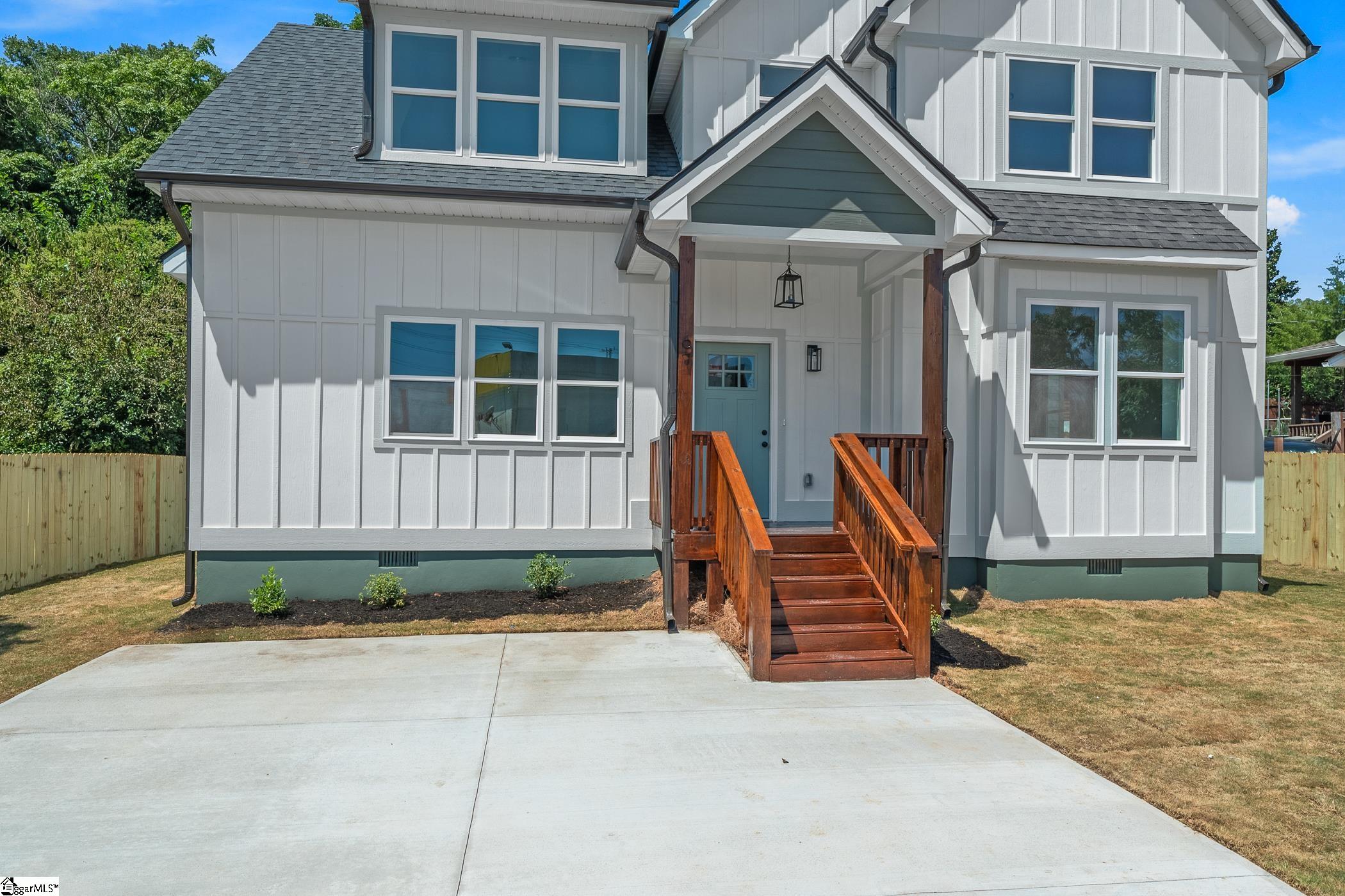 67 Dorsey Avenue Greenville, SC 29611