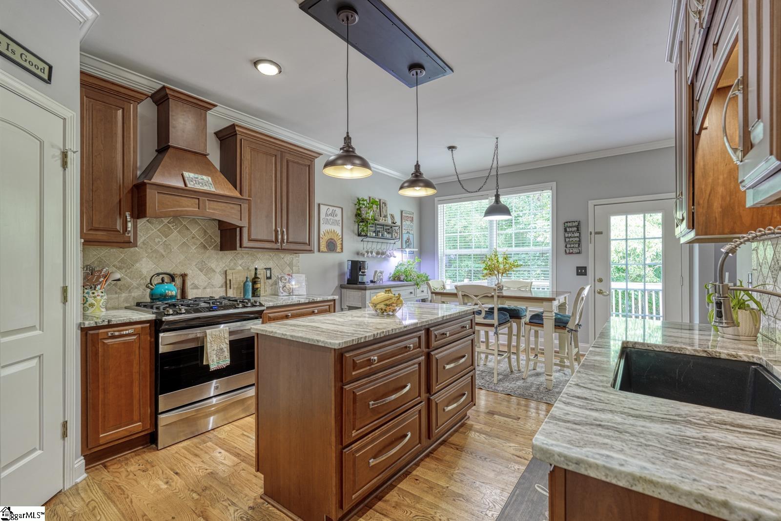 27 King Eider Way Taylors, SC 29687