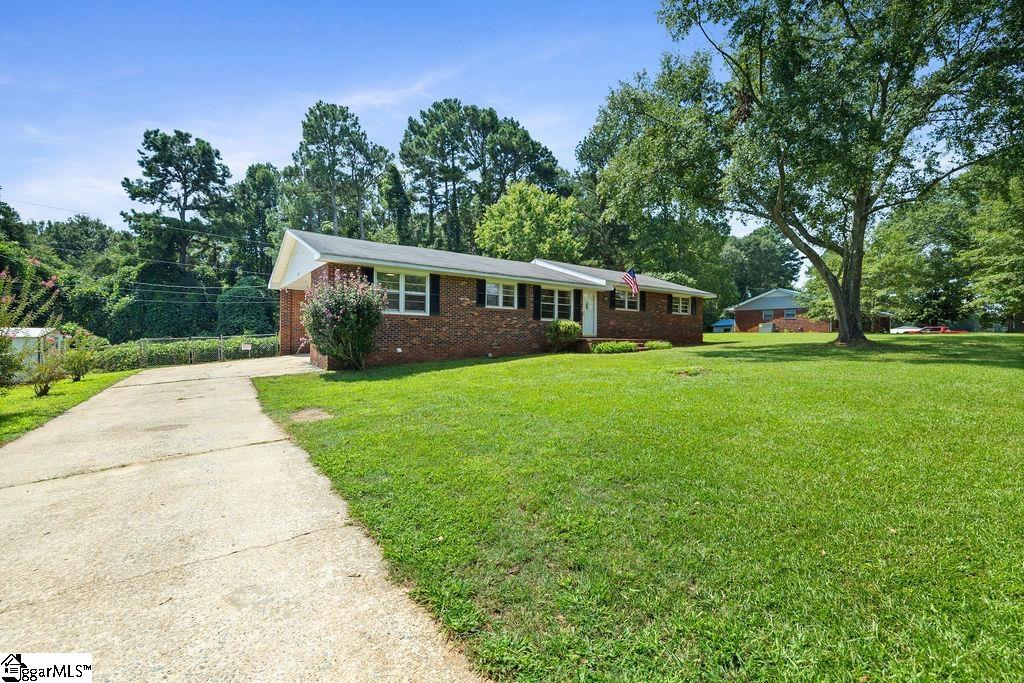 144 Cloverhill Drive Anderson, SC 29624