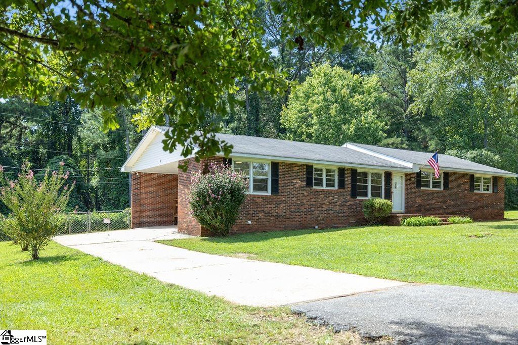 144 Cloverhill Drive Anderson, SC 29624