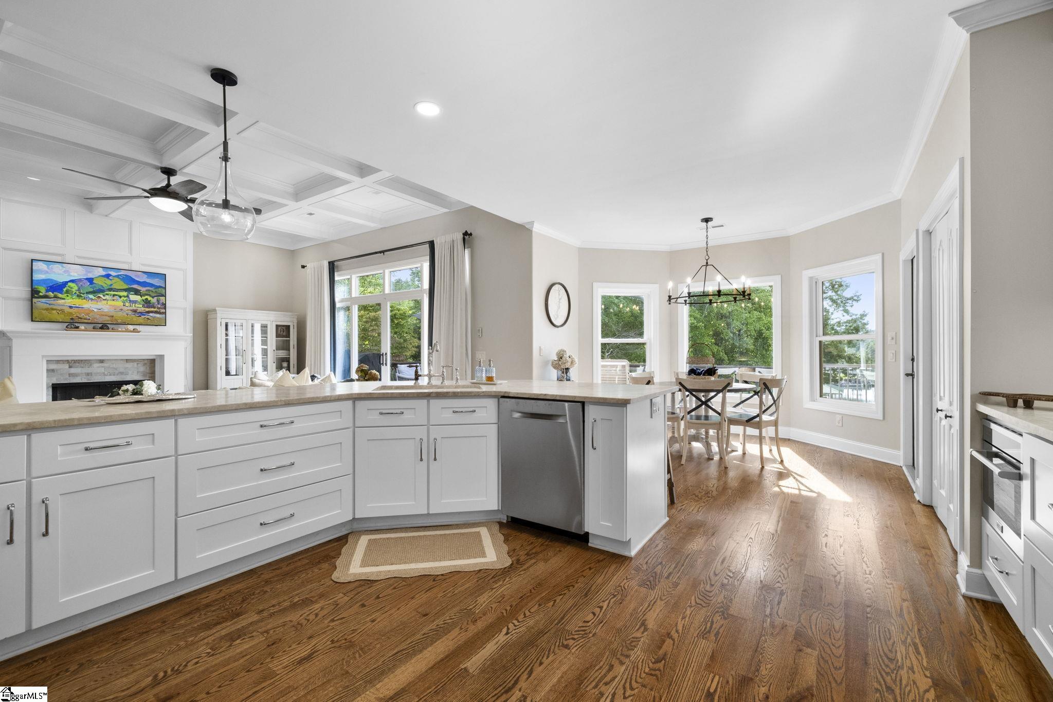 166 South Oak Pointe Drive Seneca, SC 29672