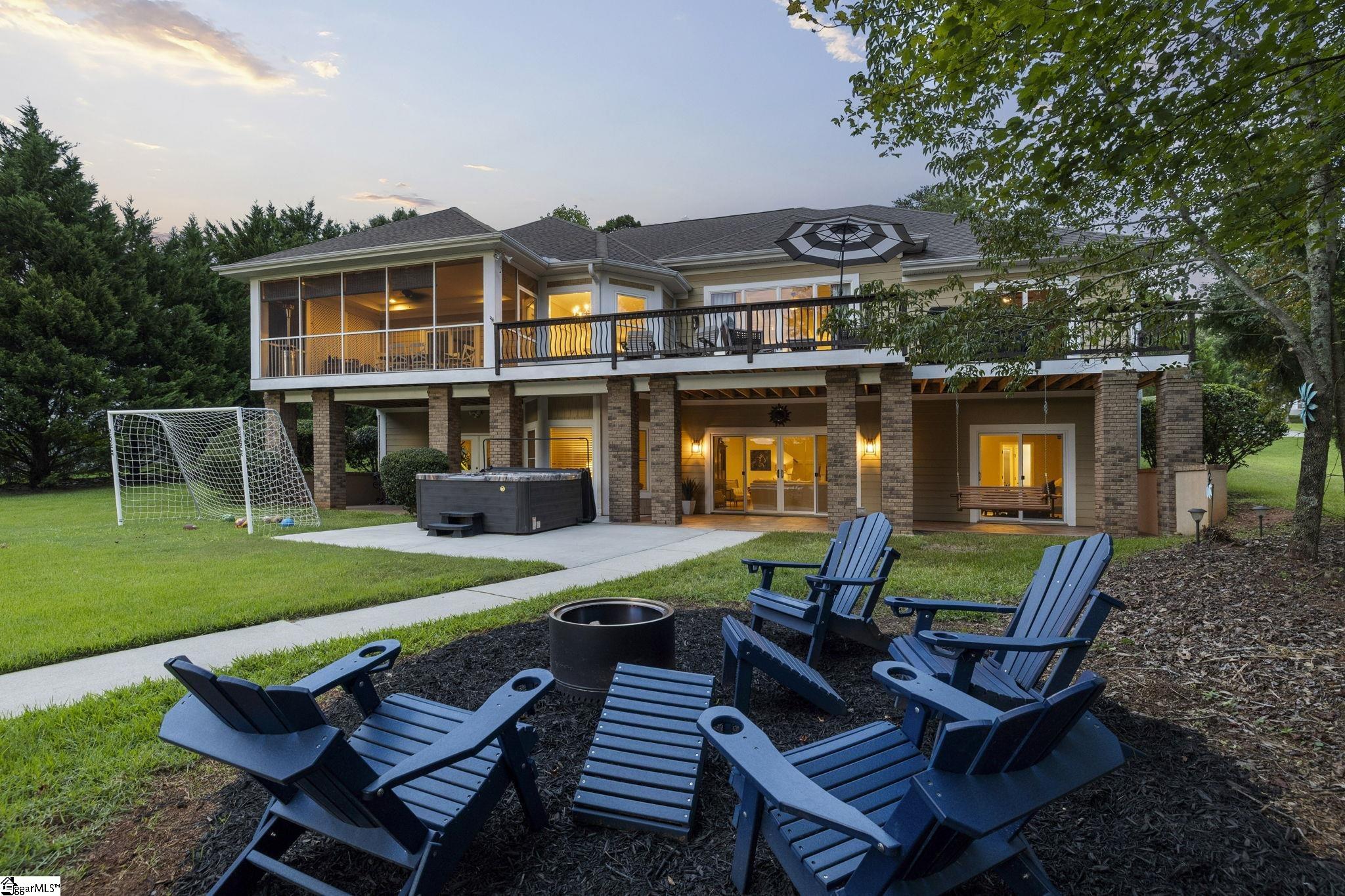 166 South Oak Pointe Drive Seneca, SC 29672