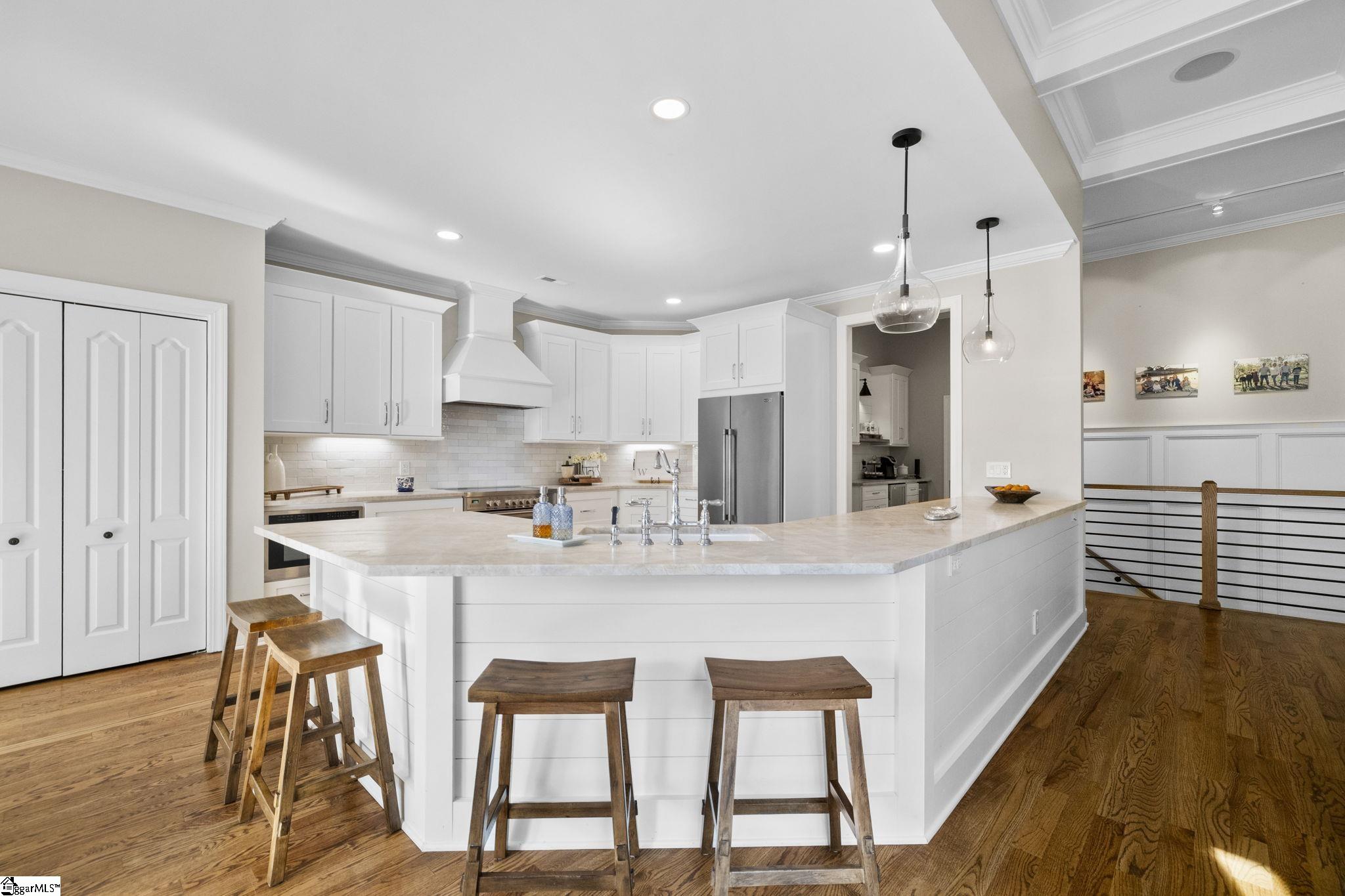 166 South Oak Pointe Drive Seneca, SC 29672