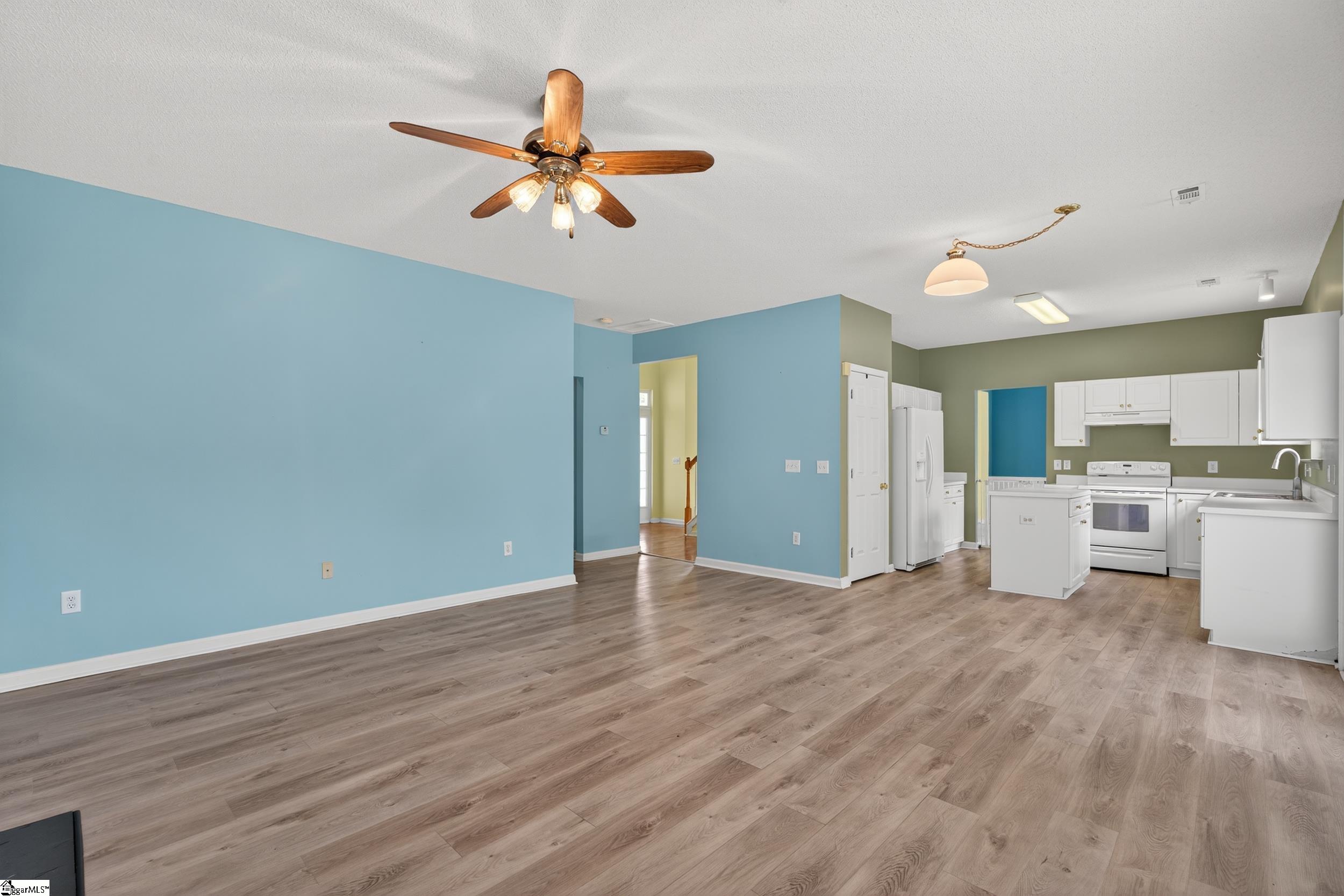 6 Sentry Way Simpsonville, SC 29680