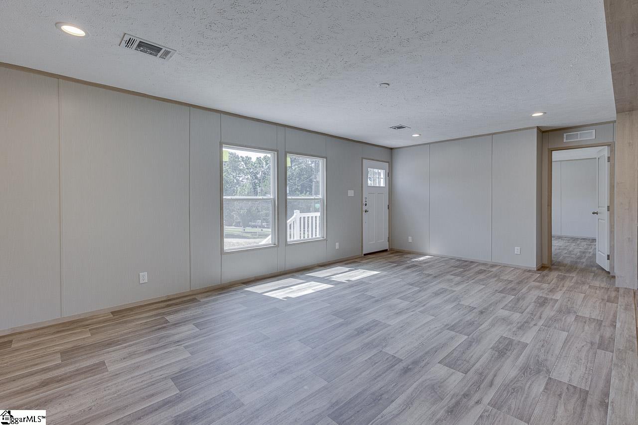 370 Bulman Road Roebuck, SC 29376