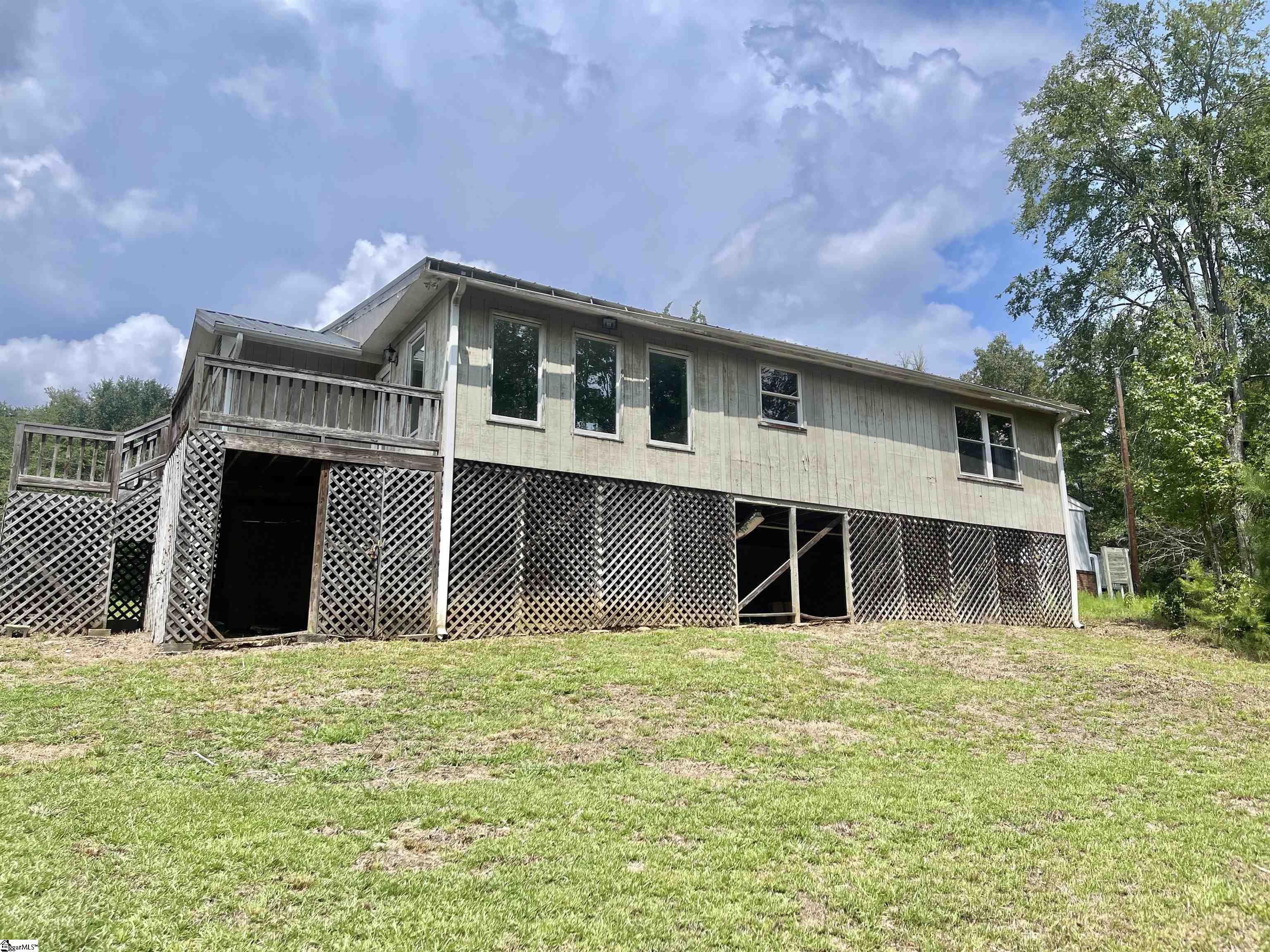 432 Hyde Cove Road Fair Play, SC 29643