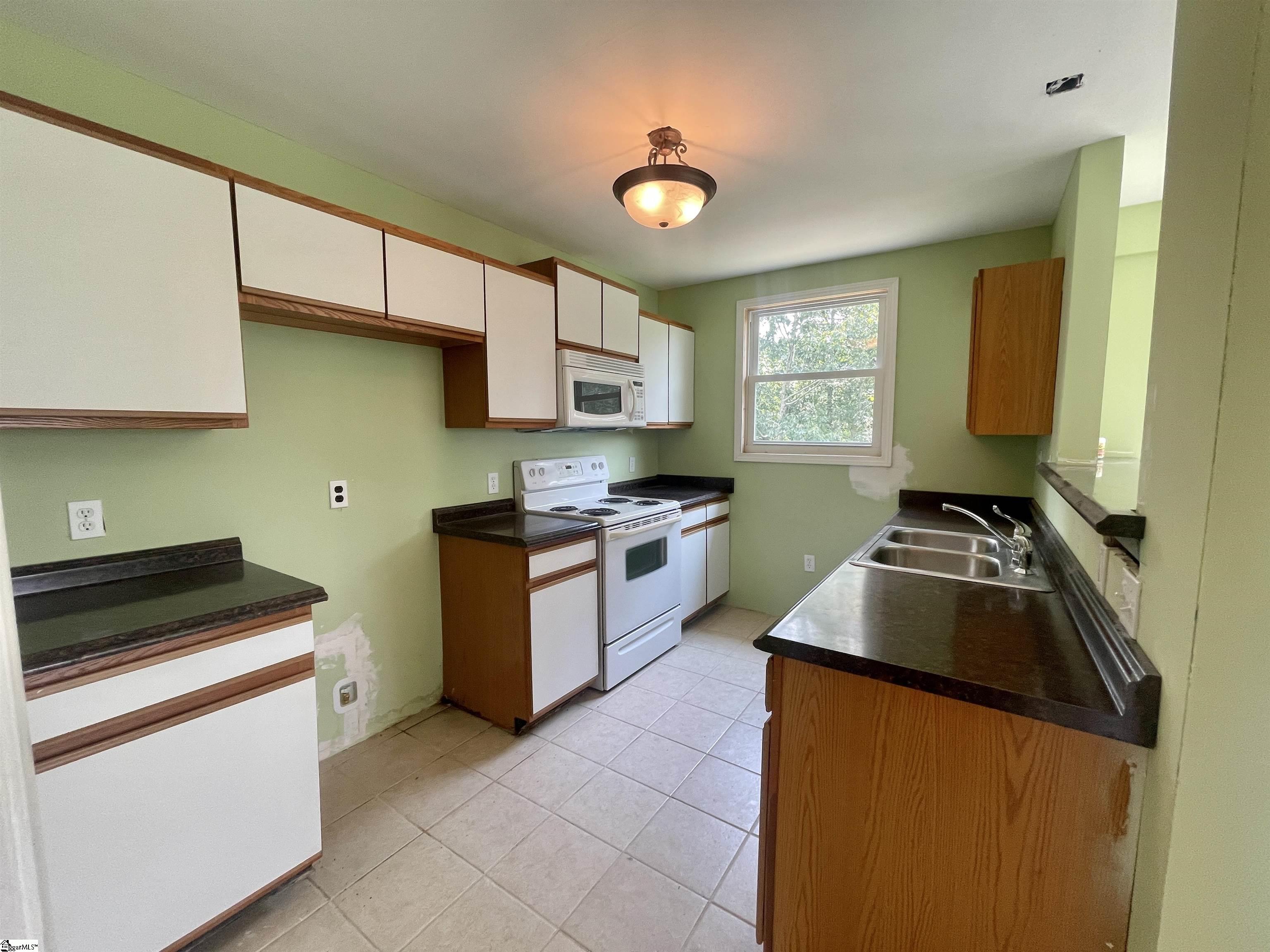 432 Hyde Cove Road Fair Play, SC 29643