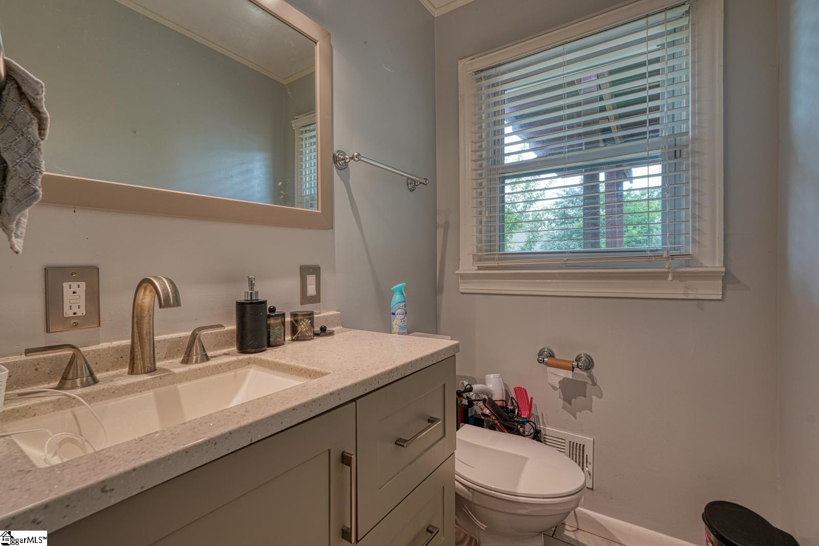 18 Maudie Street Greenville, SC 29605