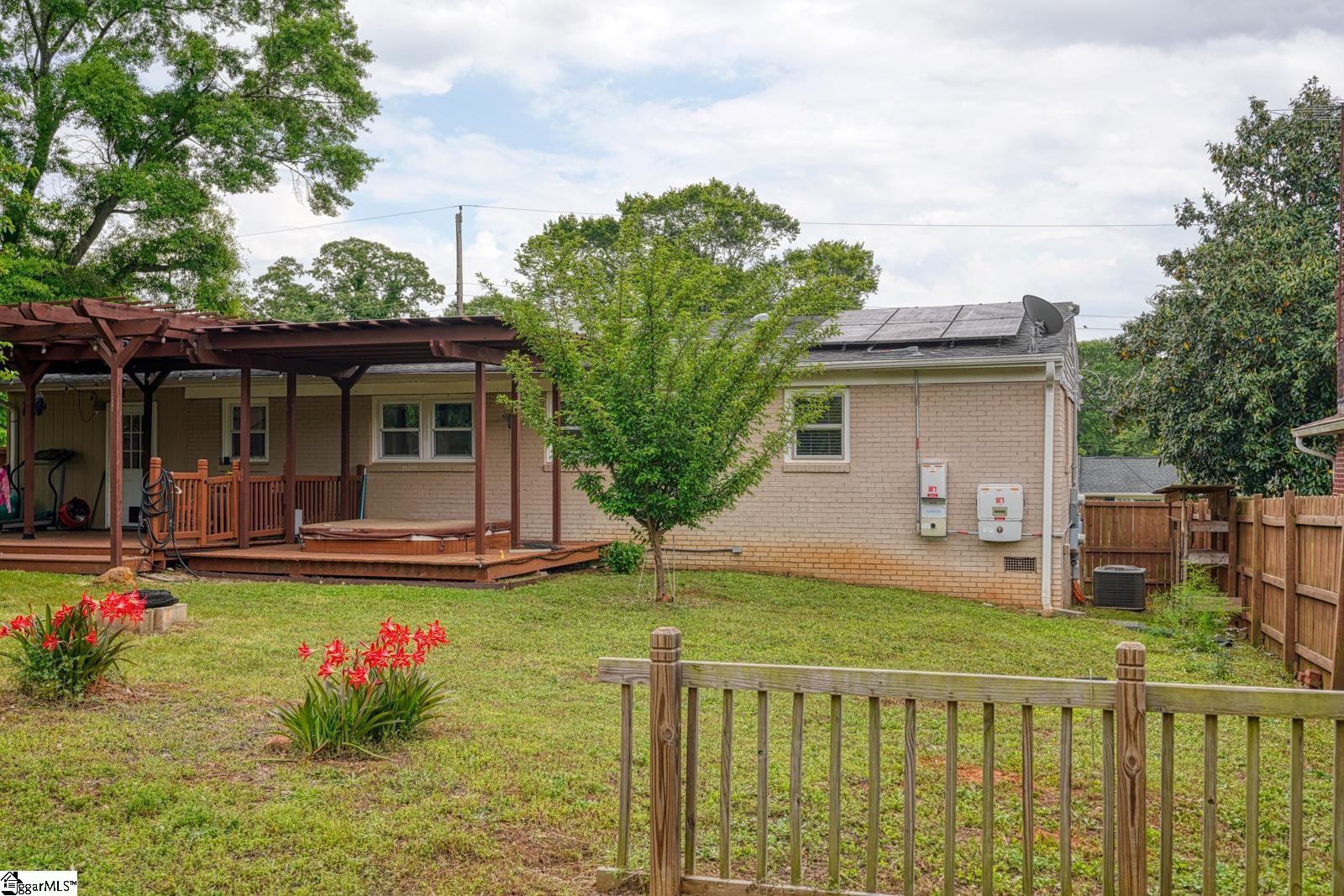 18 Maudie Street Greenville, SC 29605