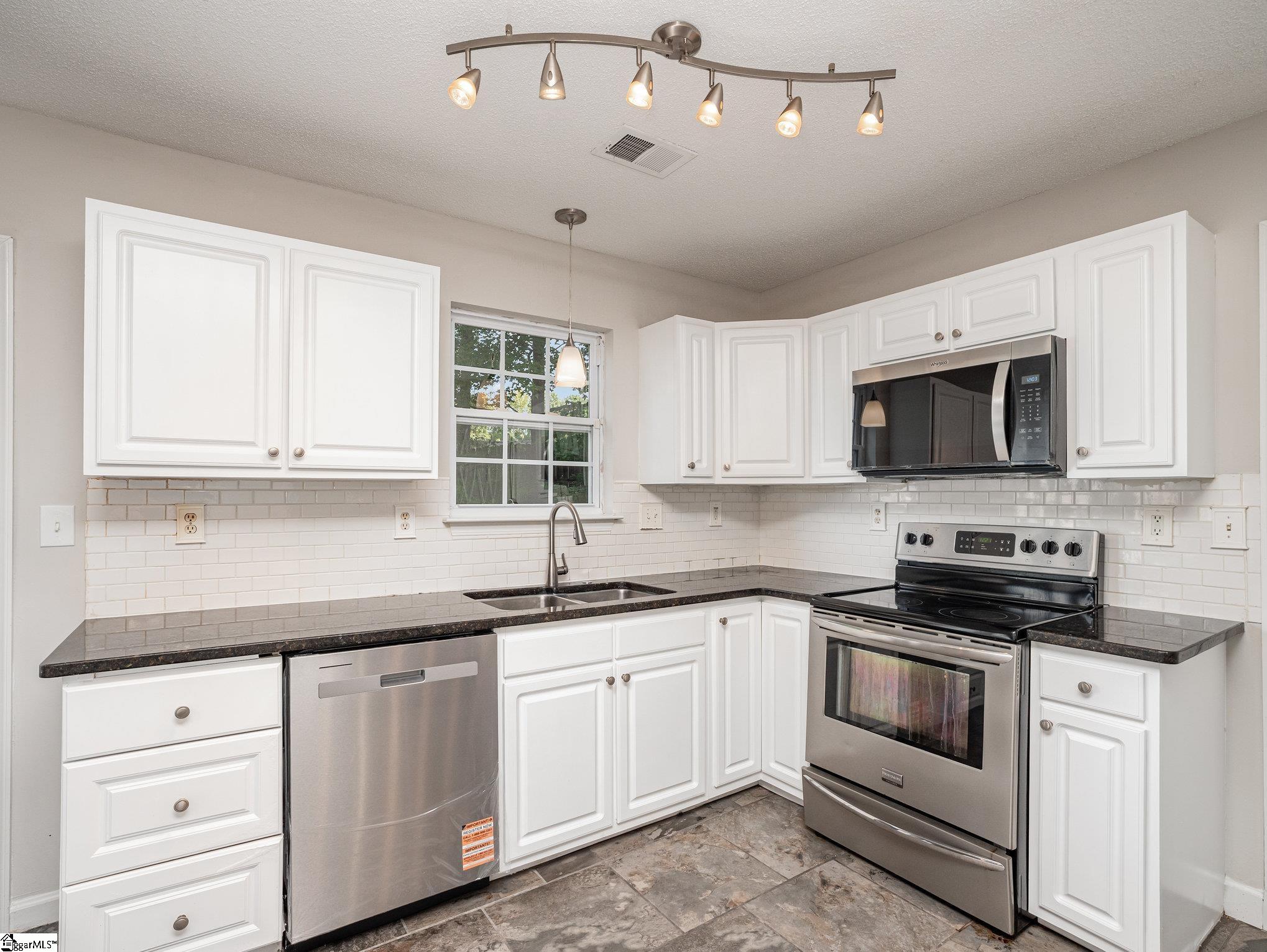 658 Hunters Lane Anderson, SC 29625-2036