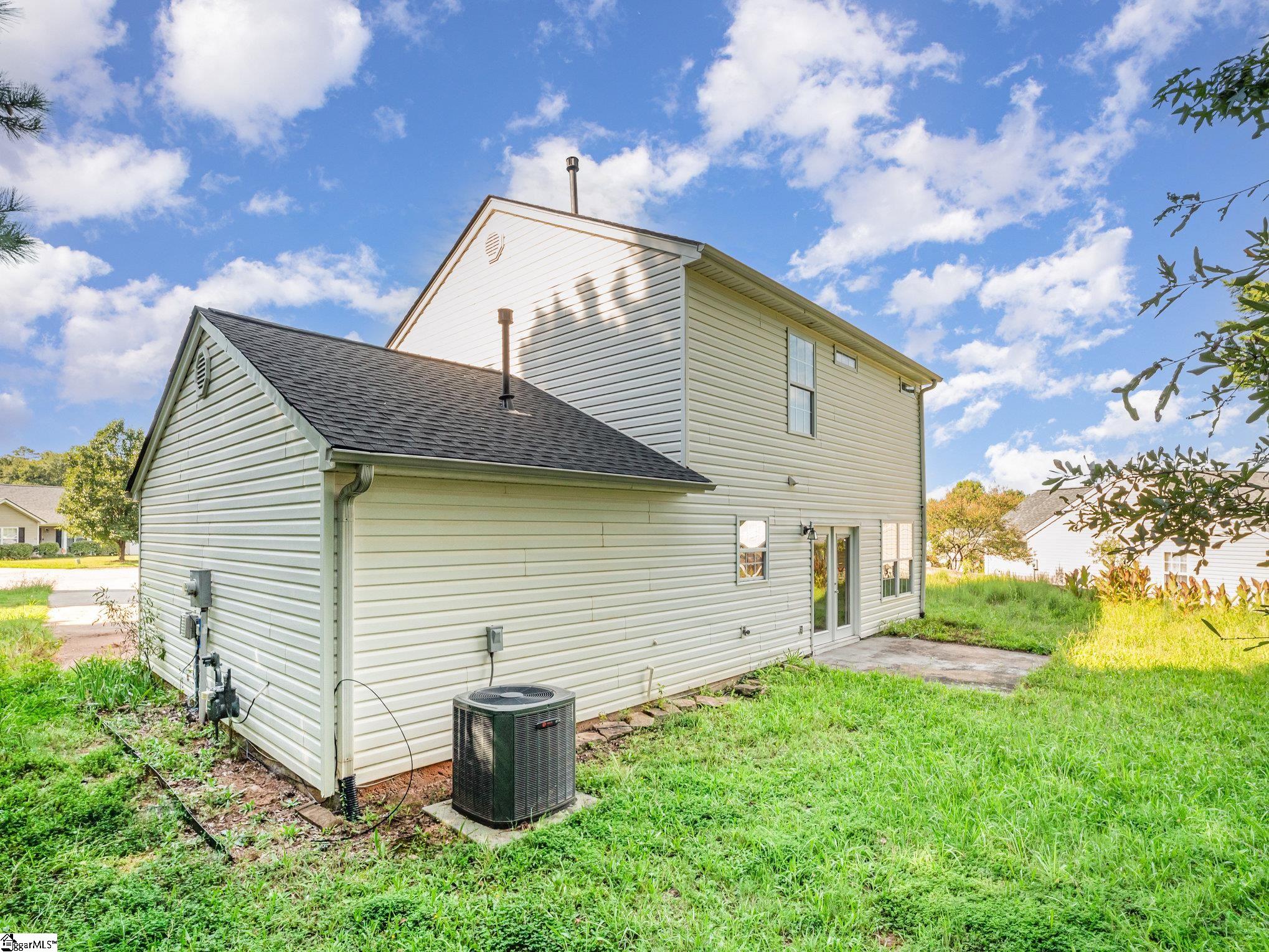 658 Hunters Lane Anderson, SC 29625-2036
