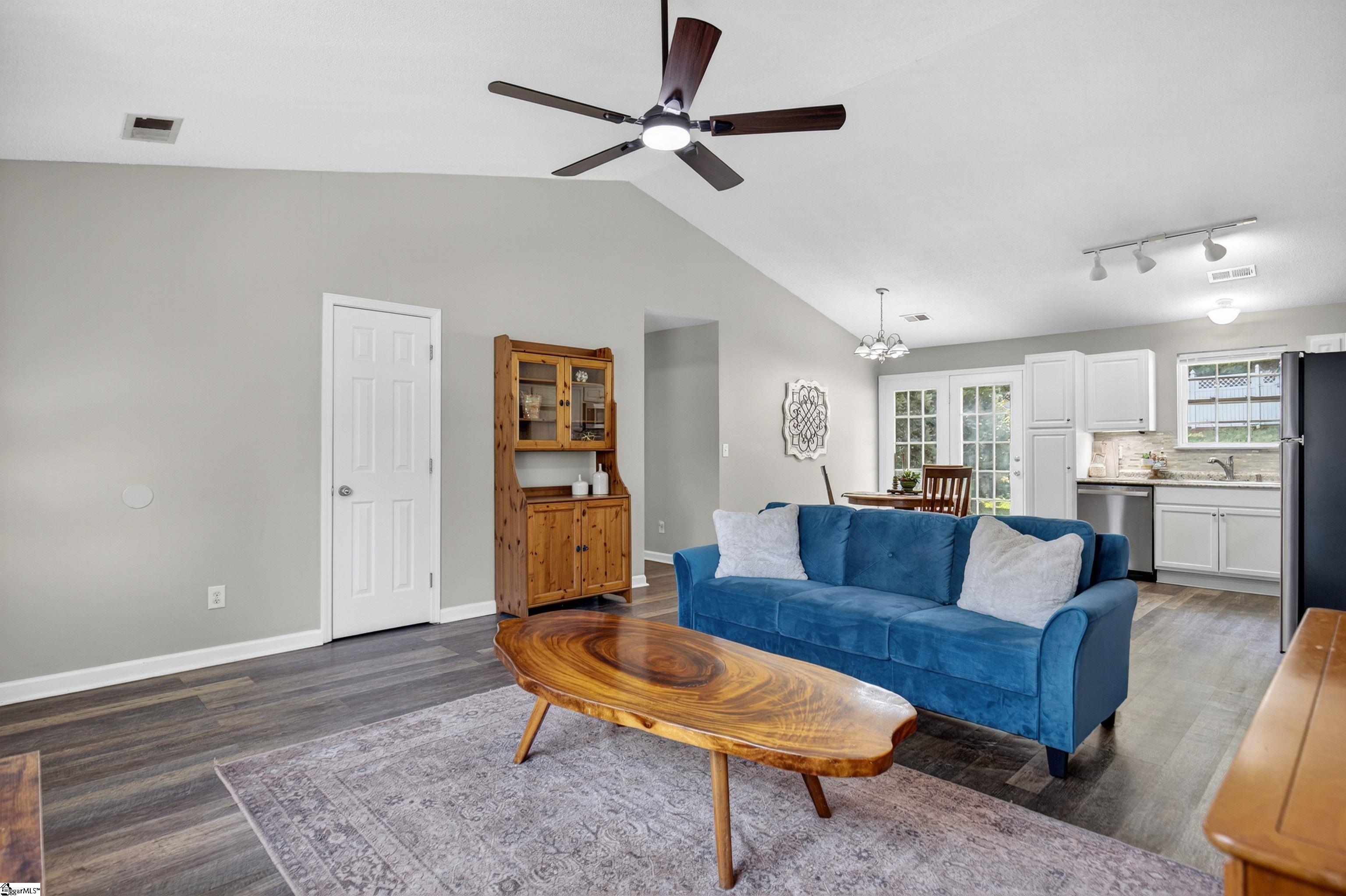 402 Lily Pond Lane Taylors, SC 29687-5765