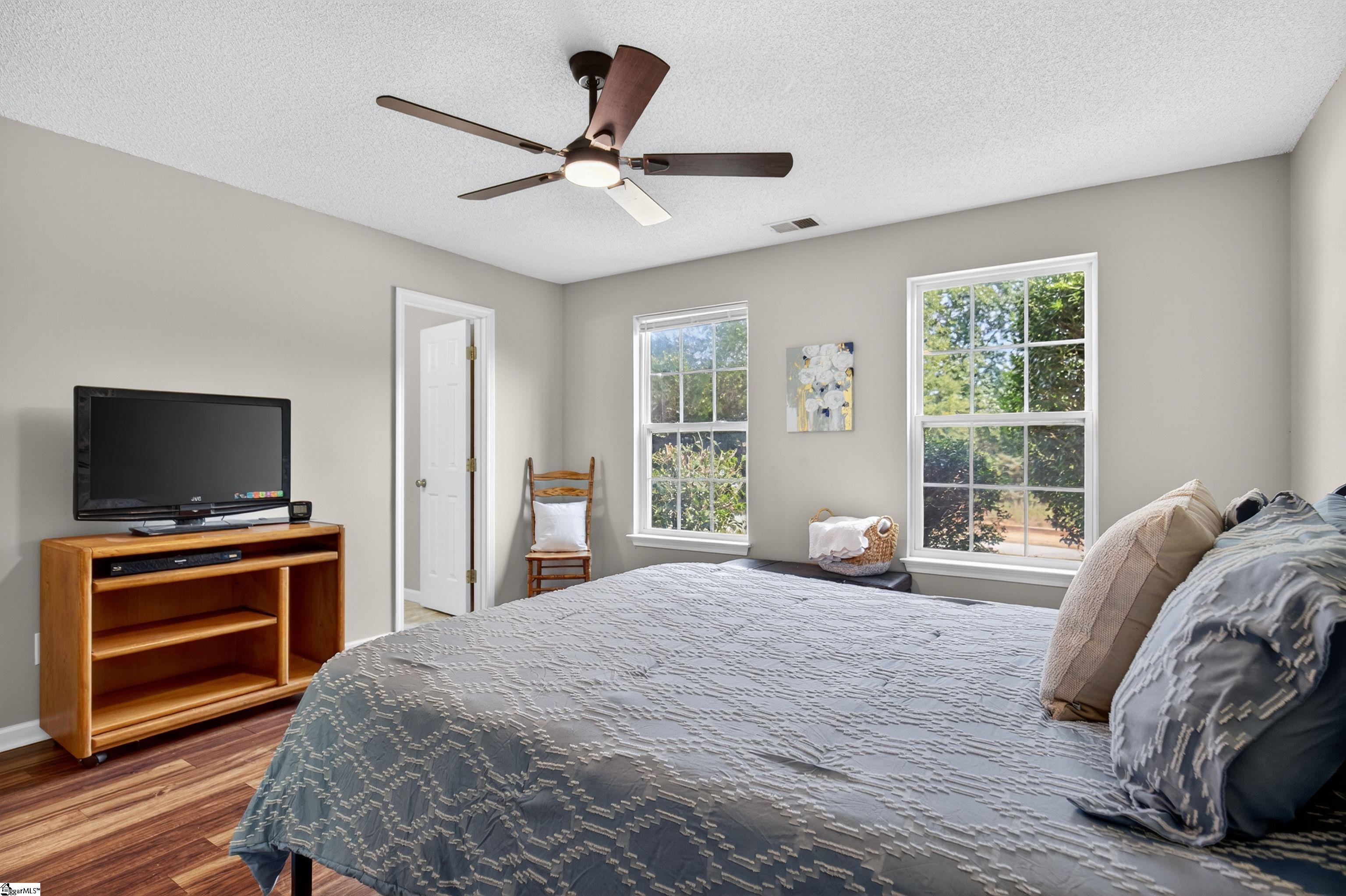 402 Lily Pond Lane Taylors, SC 29687-5765