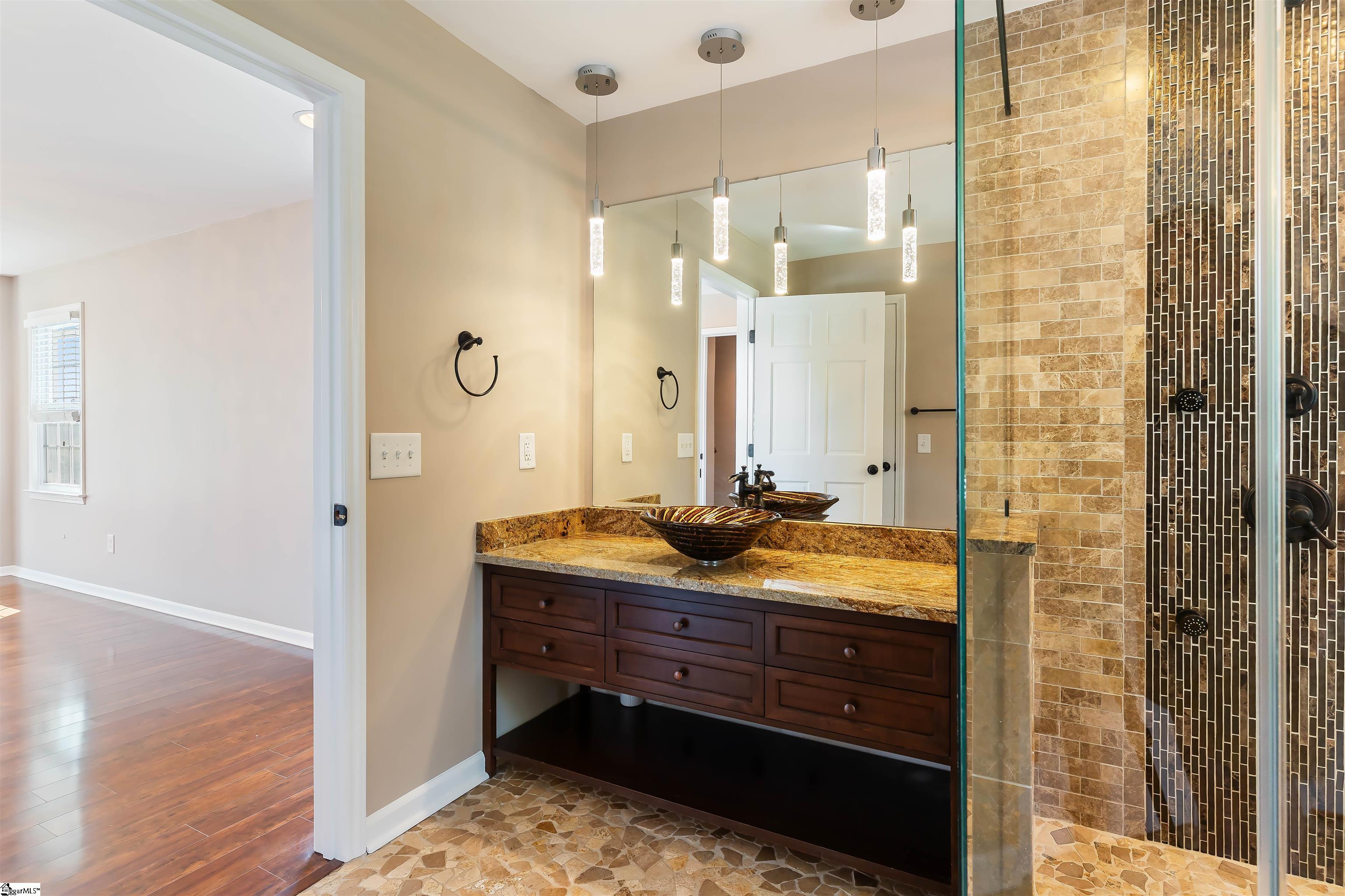 1 Briton Way Greenville, SC 29615