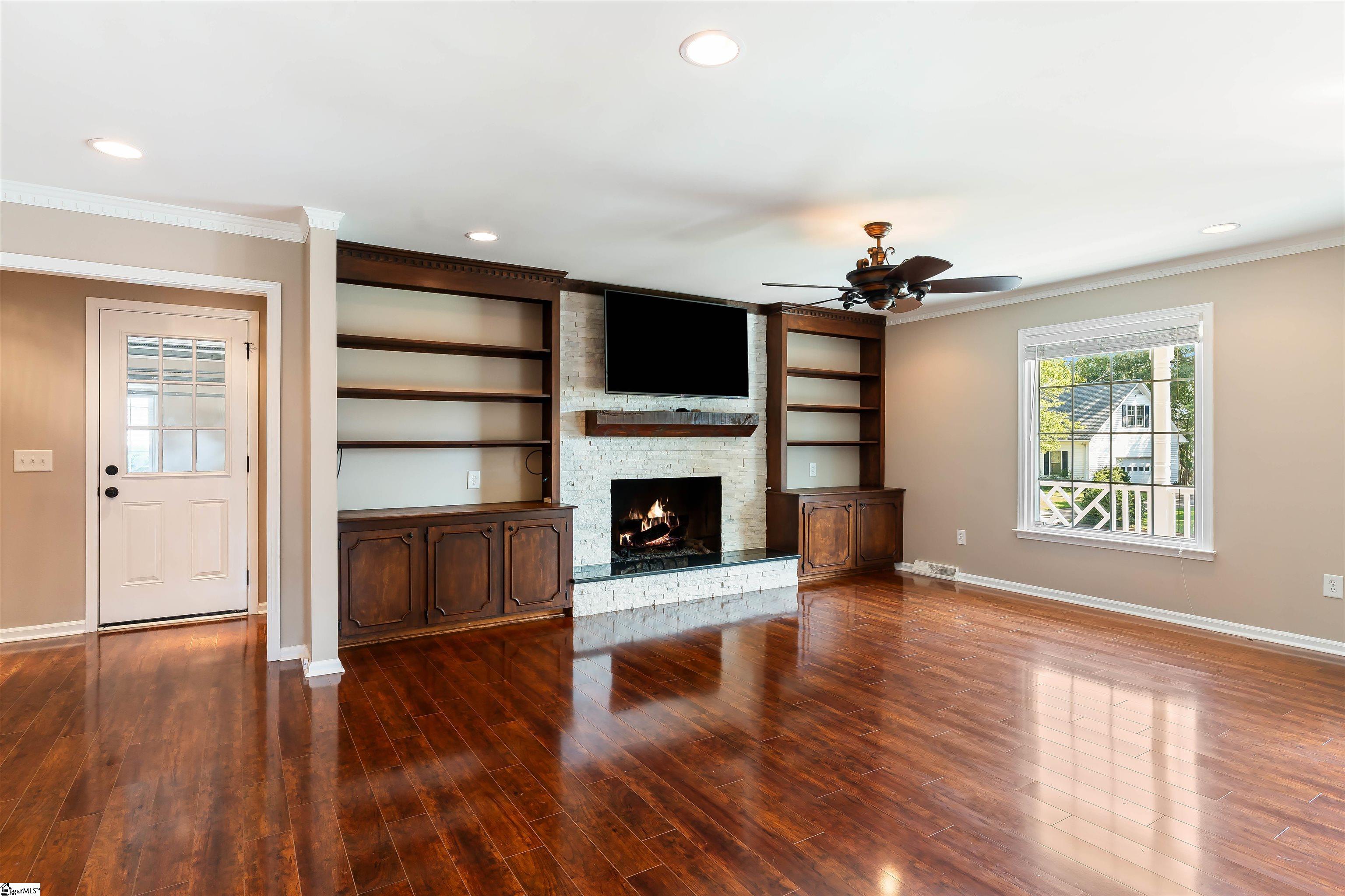 1 Briton Way Greenville, SC 29615