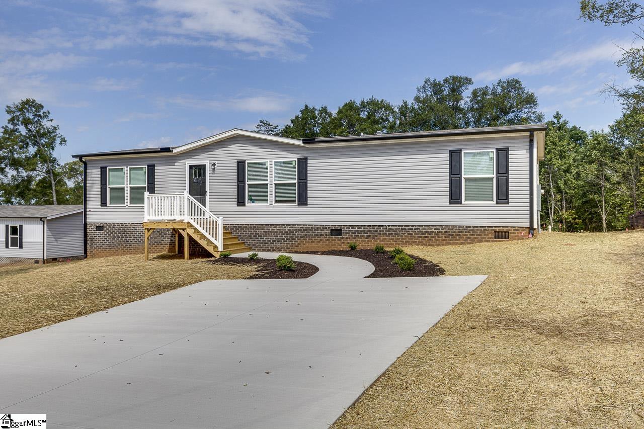 364 Bulman Road Roebuck, SC 29376