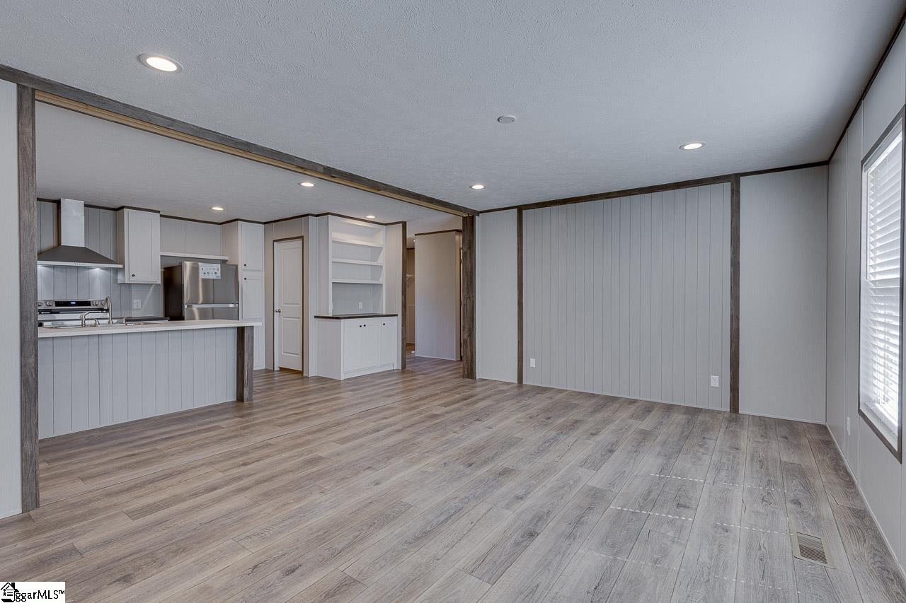 364 Bulman Road Roebuck, SC 29376