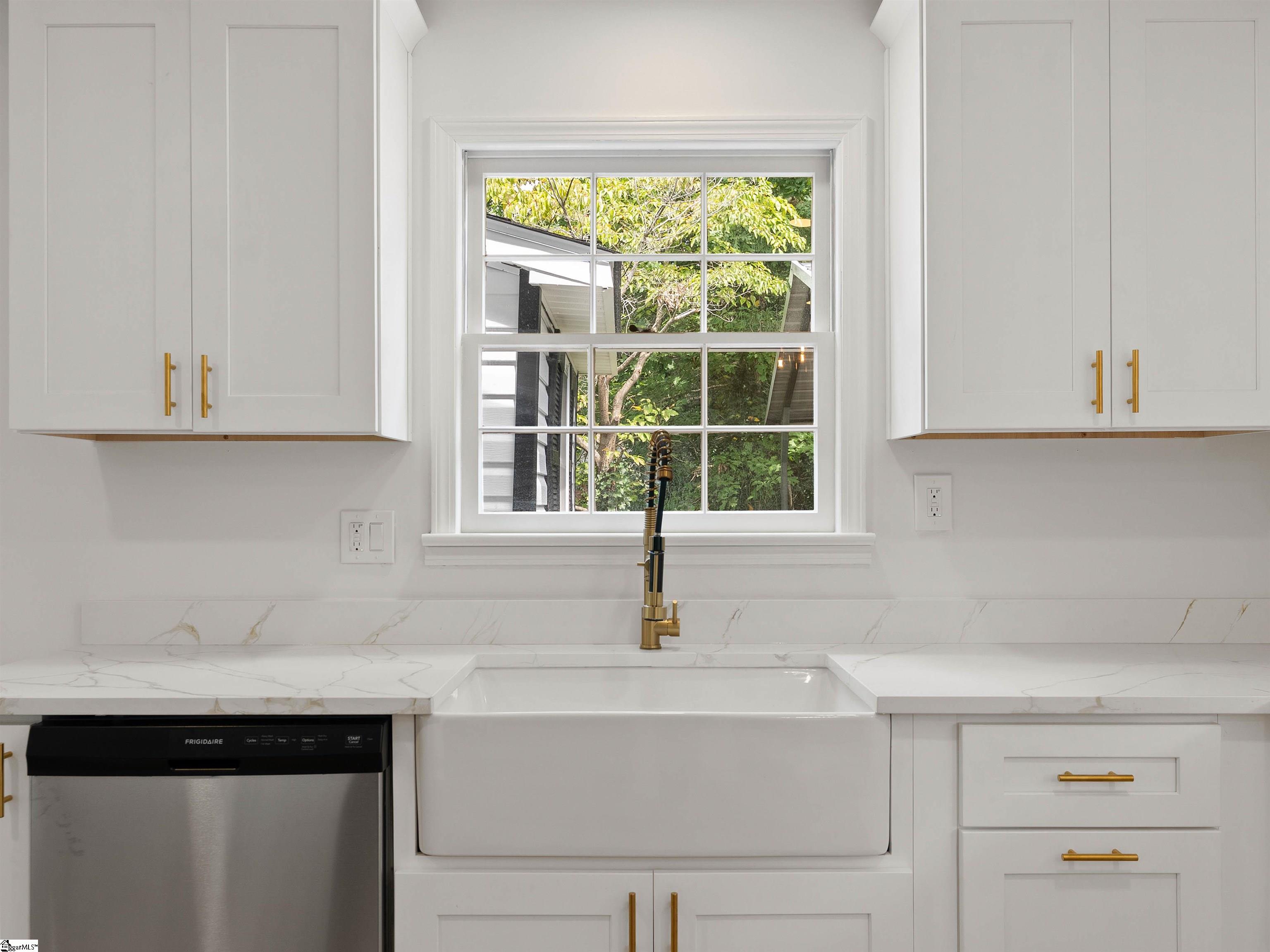 324 Sunny Lane Piedmont, SC 29673