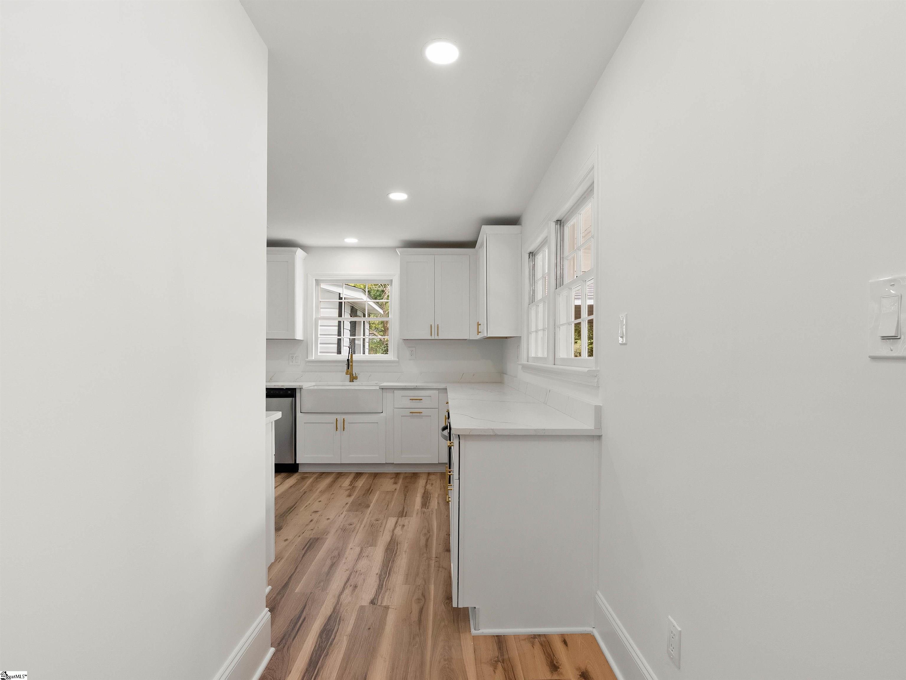 324 Sunny Lane Piedmont, SC 29673