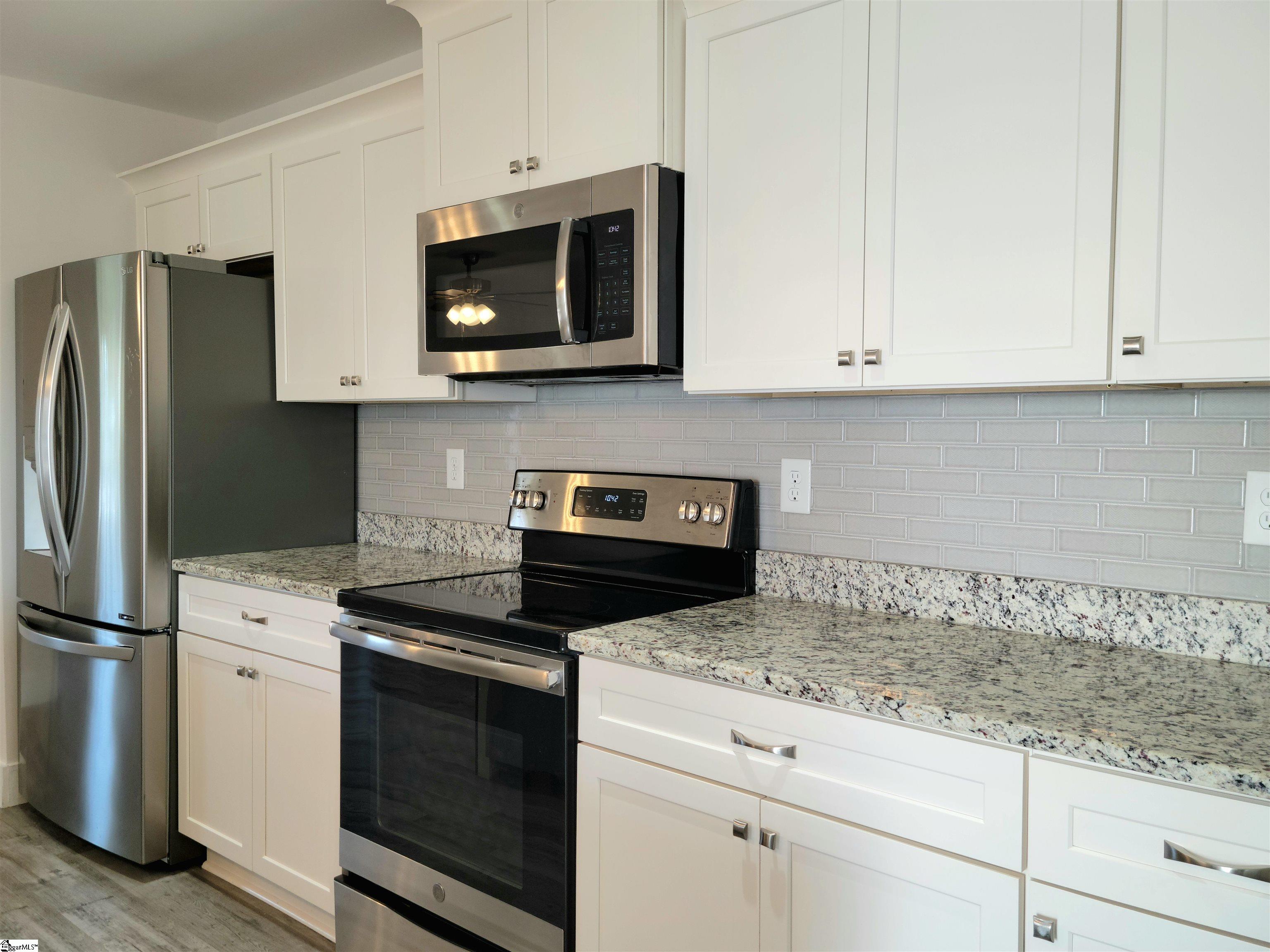 21 Pamela Drive Greenville, SC 29611