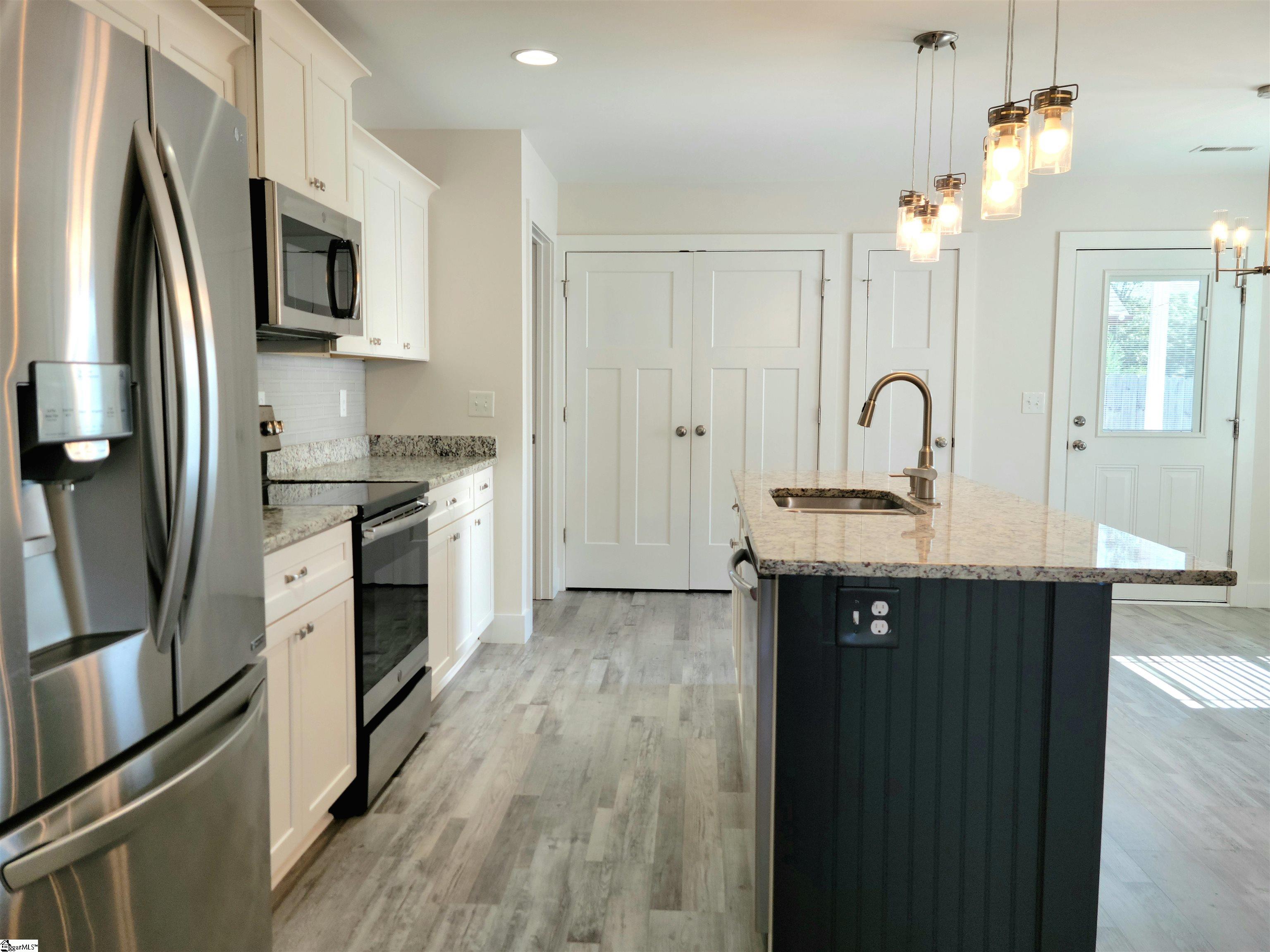 21 Pamela Drive Greenville, SC 29611