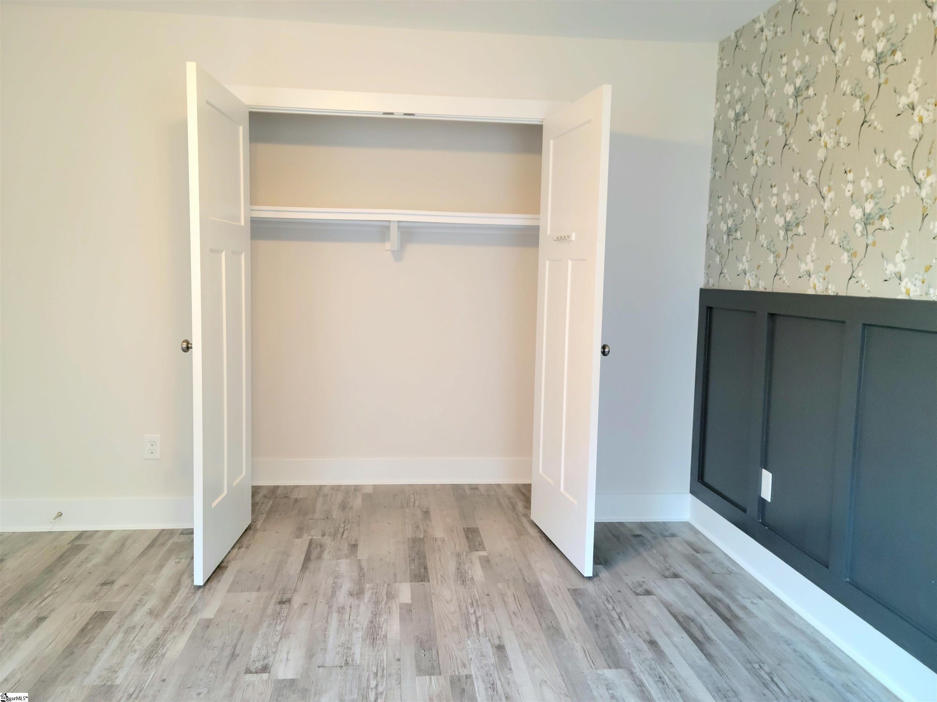 21 Pamela Drive Greenville, SC 29611