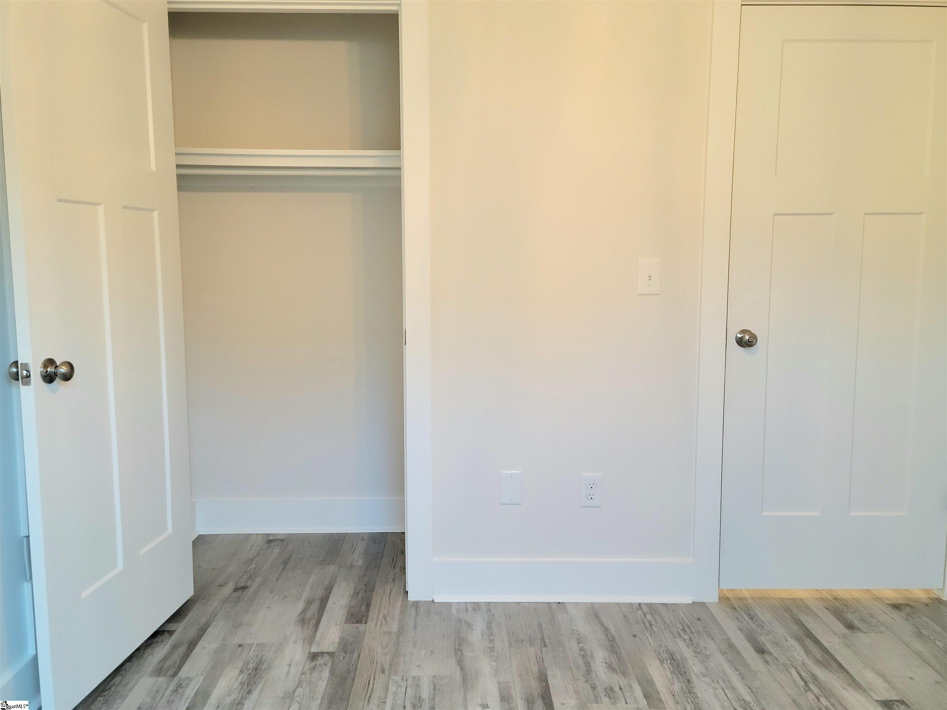 21 Pamela Drive Greenville, SC 29611