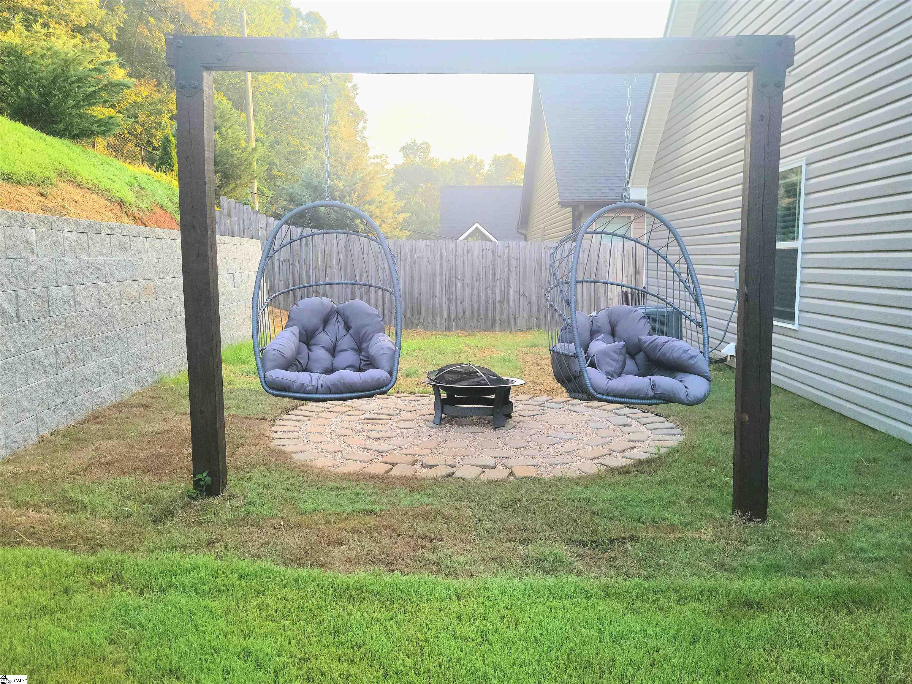 21 Pamela Drive Greenville, SC 29611