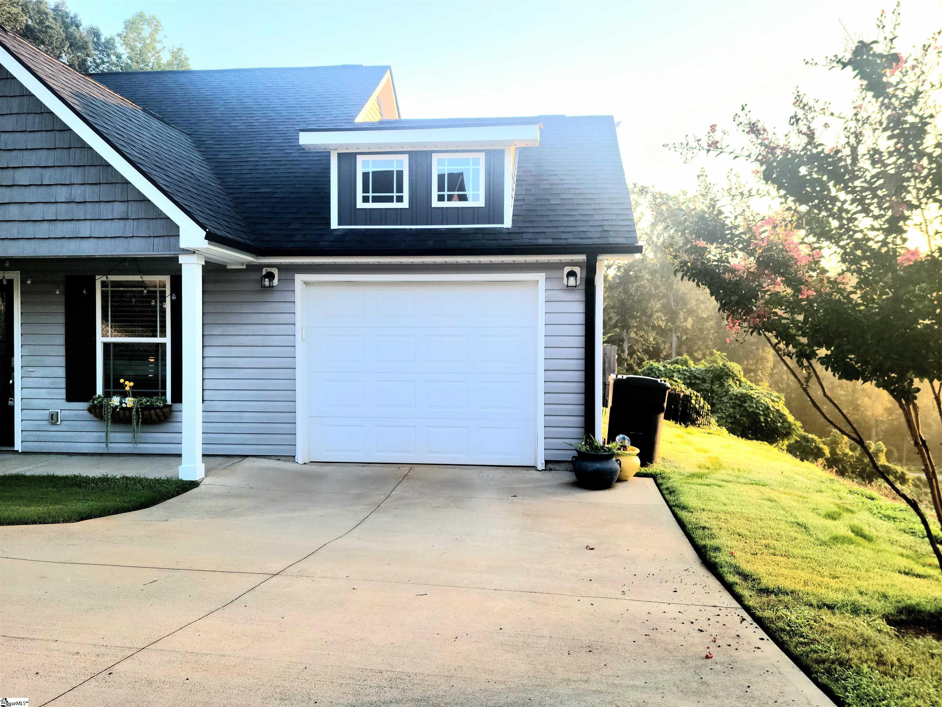 21 Pamela Drive Greenville, SC 29611