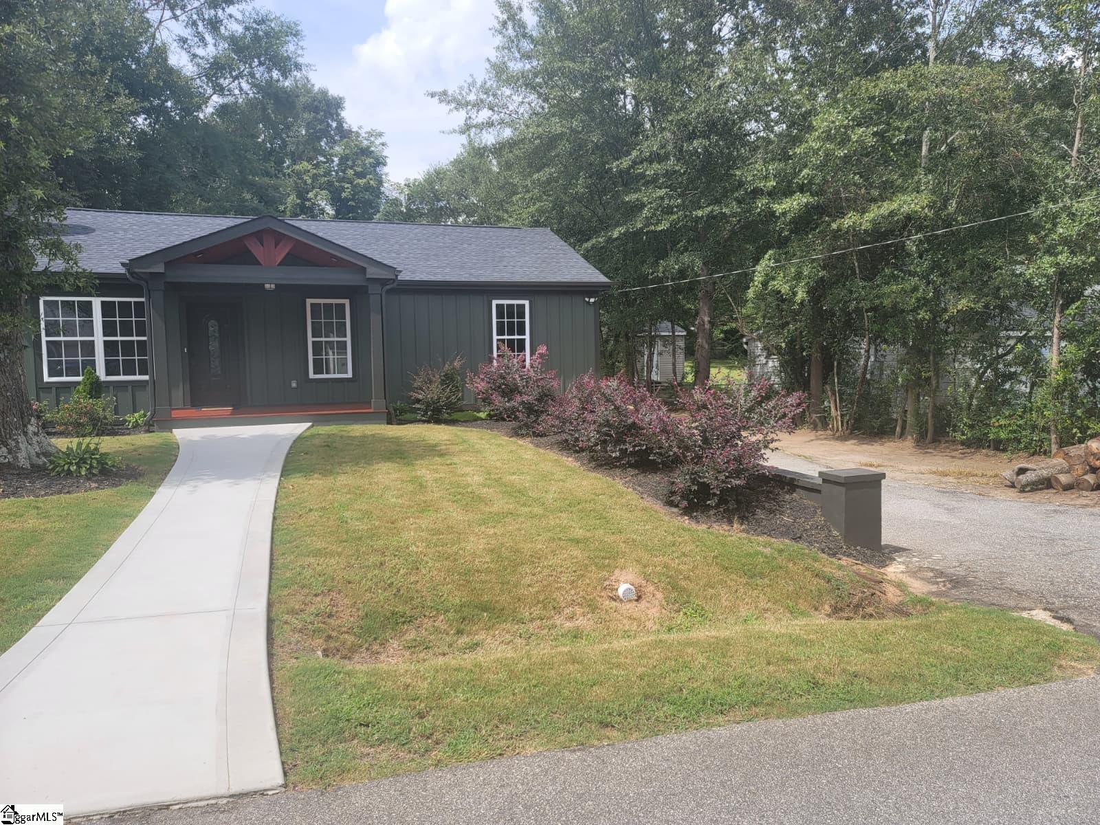 38 Spring Street Pelzer, SC 29669