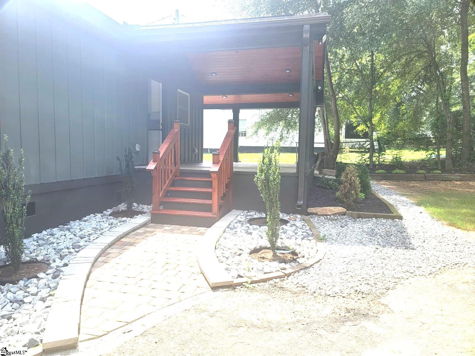 38 Spring Street Pelzer, SC 29669