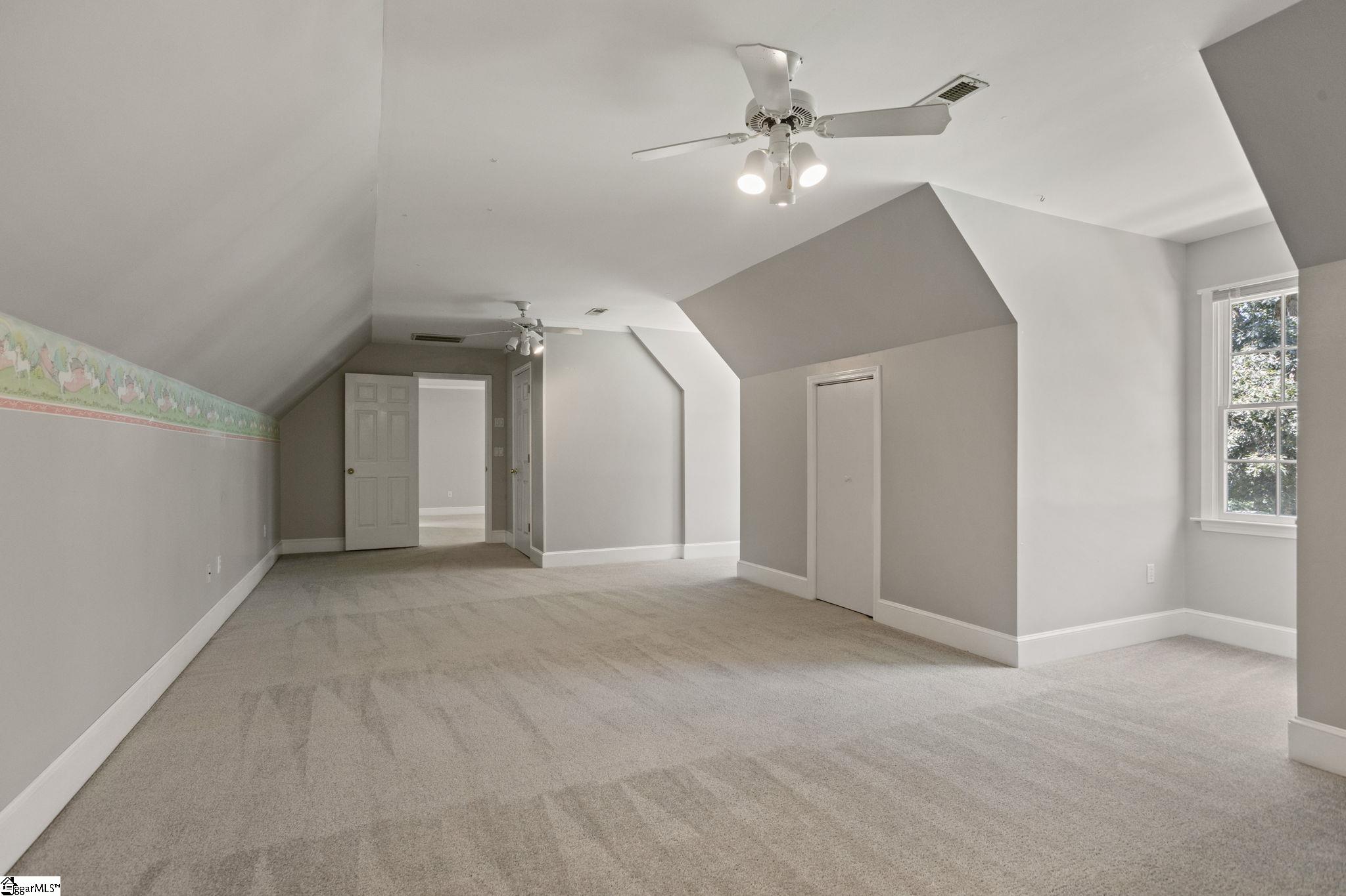 467 Grandwood Boulevard Gray Court, SC 29645