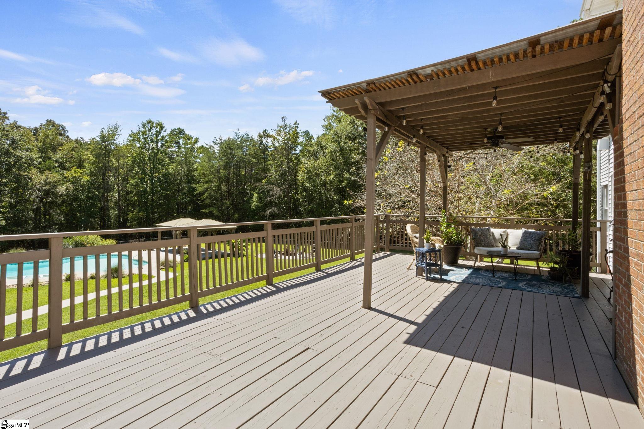 467 Grandwood Boulevard Gray Court, SC 29645
