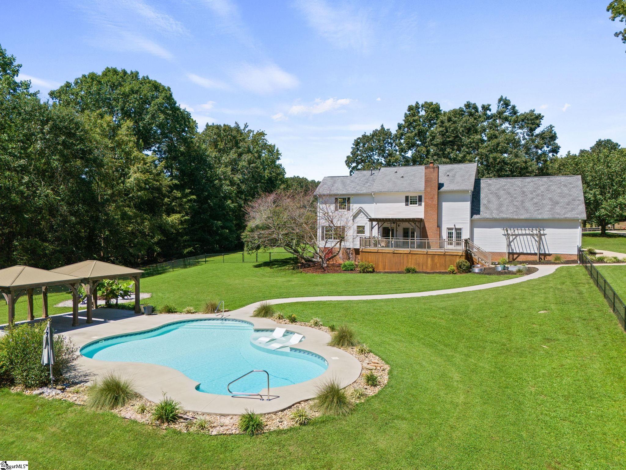 467 Grandwood Boulevard Gray Court, SC 29645