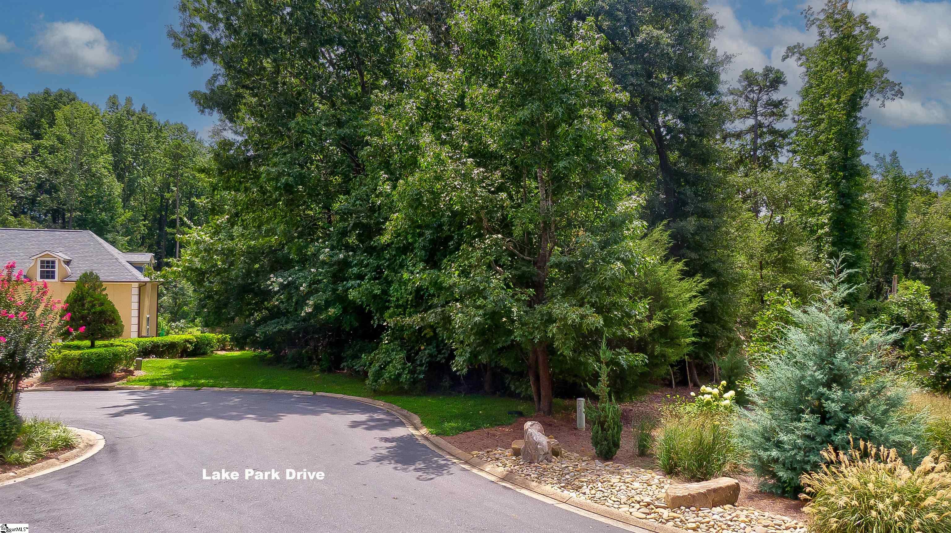 168 Lake Park Drive Spartanburg, SC 29301-5339