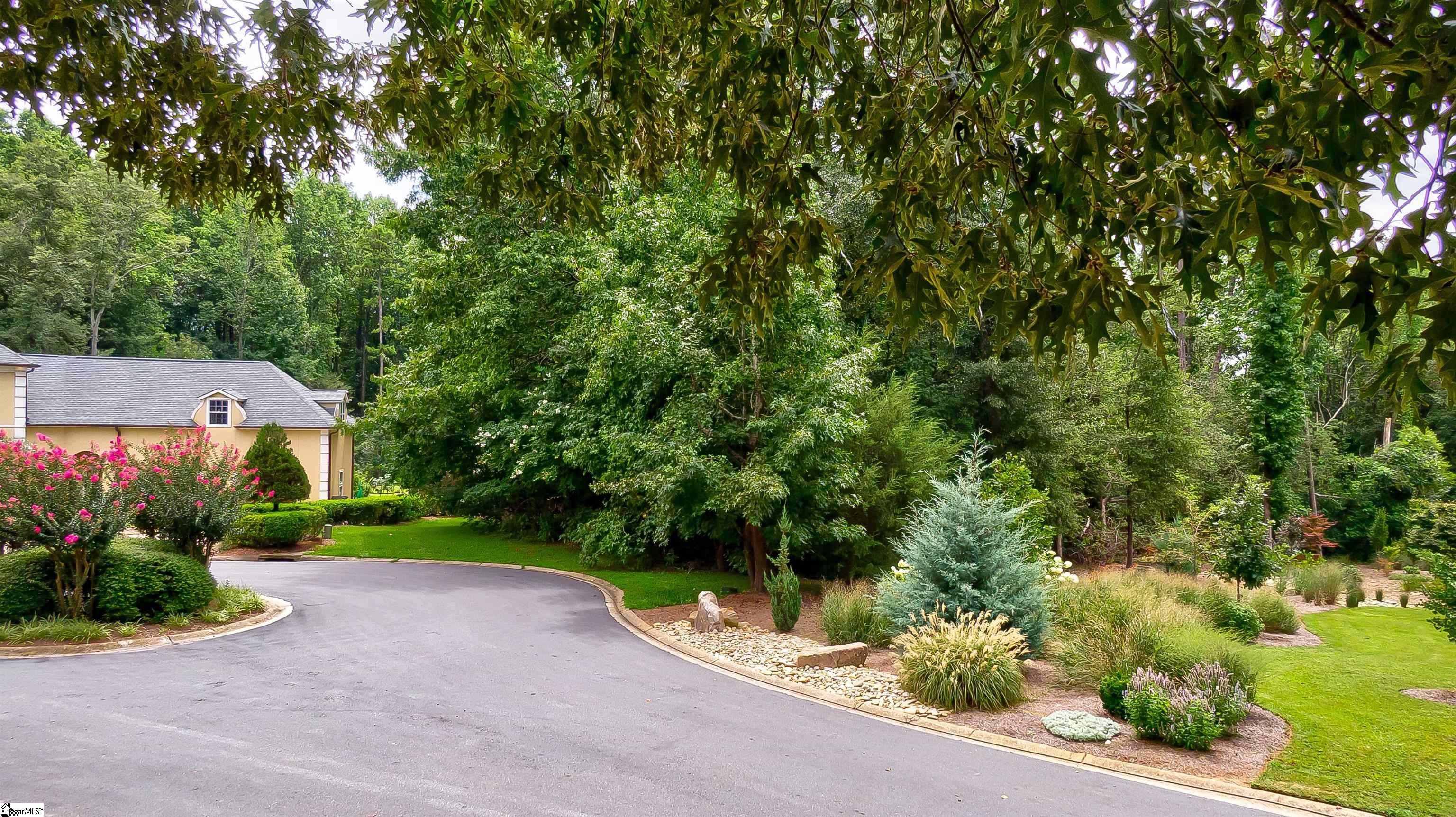 168 Lake Park Drive Spartanburg, SC 29301-5339