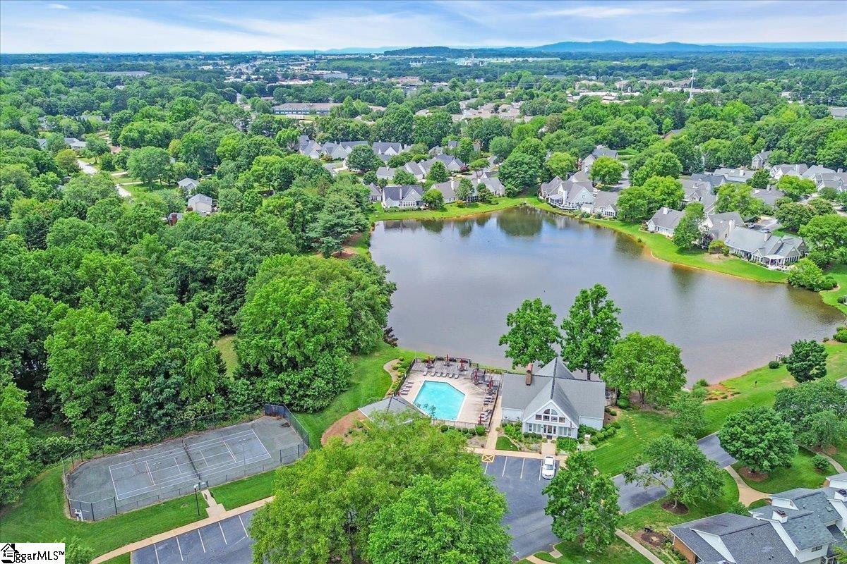 11 Forest Lake Drive Simpsonville, SC 29681